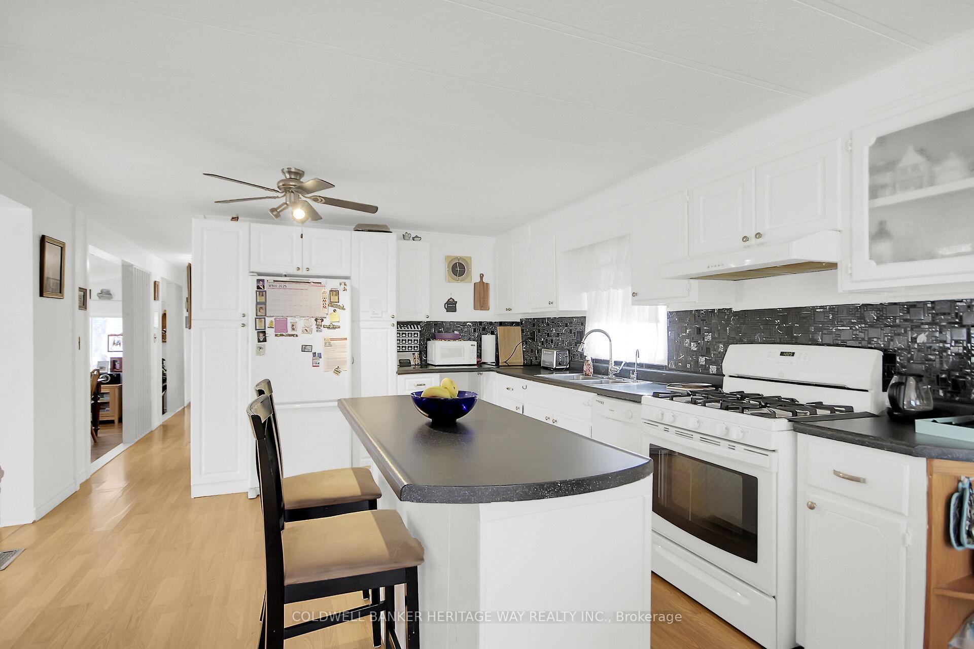 Photo 12 of 241 Park Crescent, Carleton Place — HOMEH