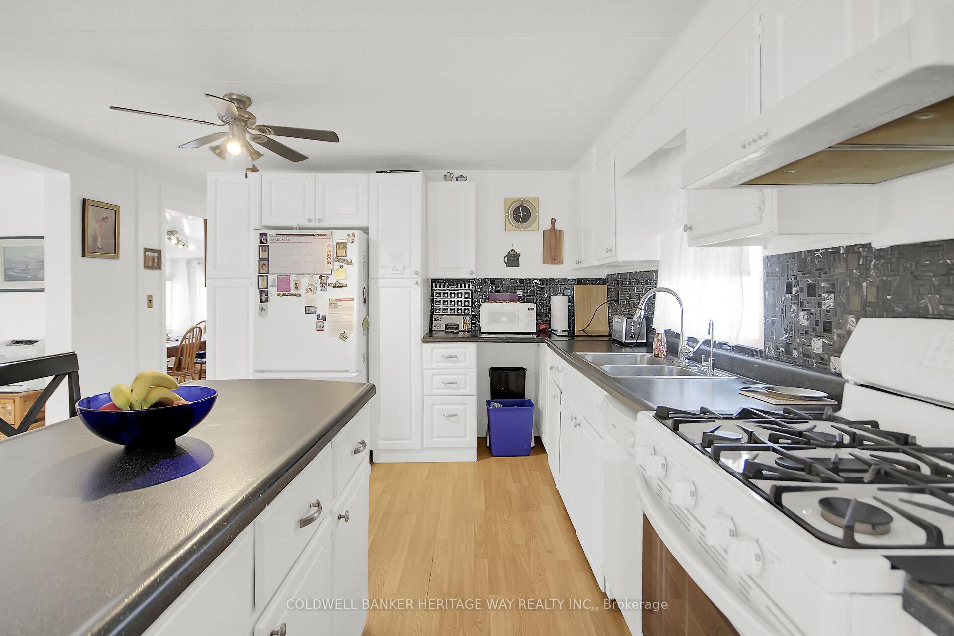 Photo 14 of 241 Park Crescent, Carleton Place — HOMEH