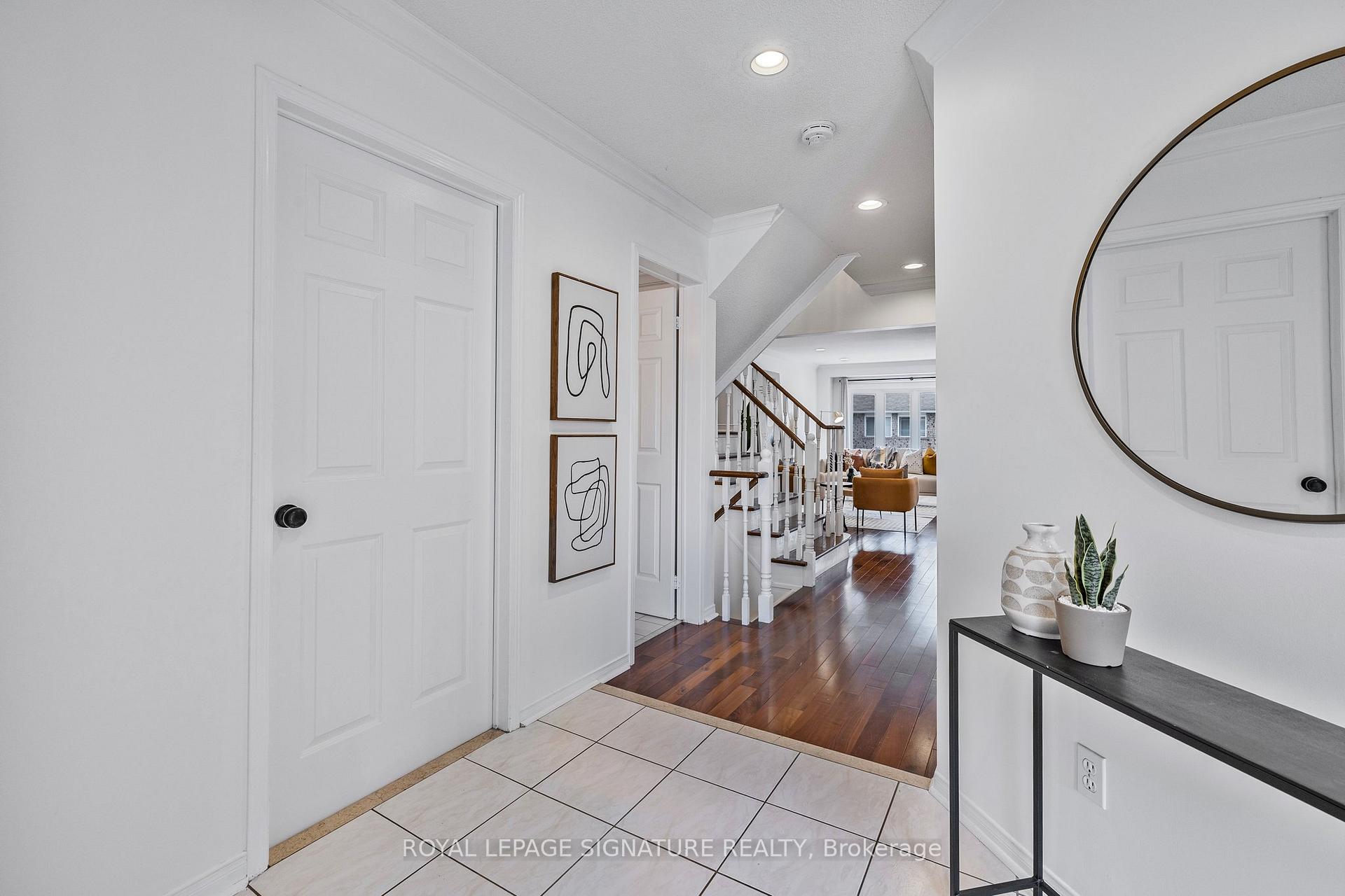 Photo 5 of 27 Rush Road, Aurora, Bayview Wellington — HOMEH