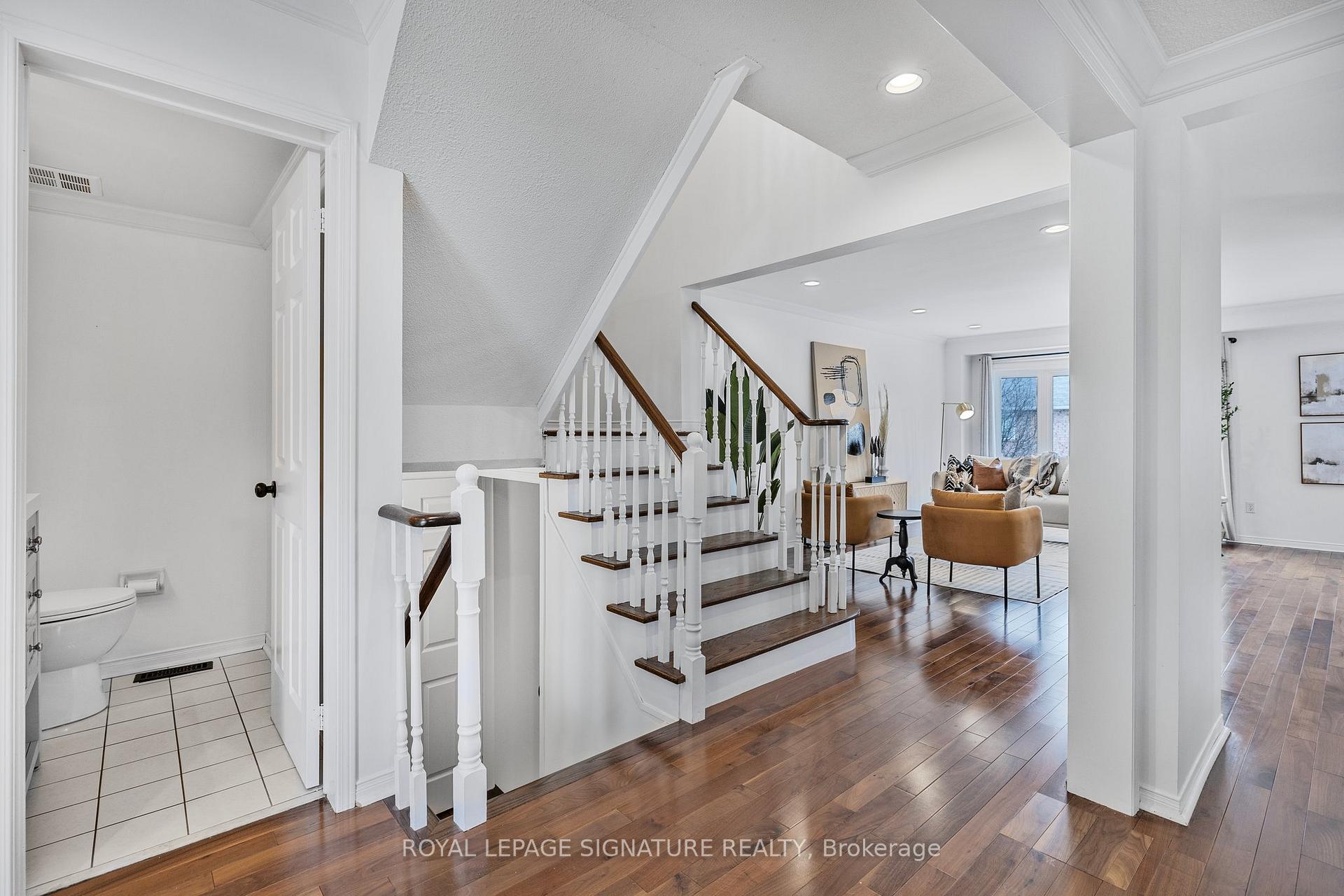 Photo 21 of 27 Rush Road, Aurora, Bayview Wellington — HOMEH