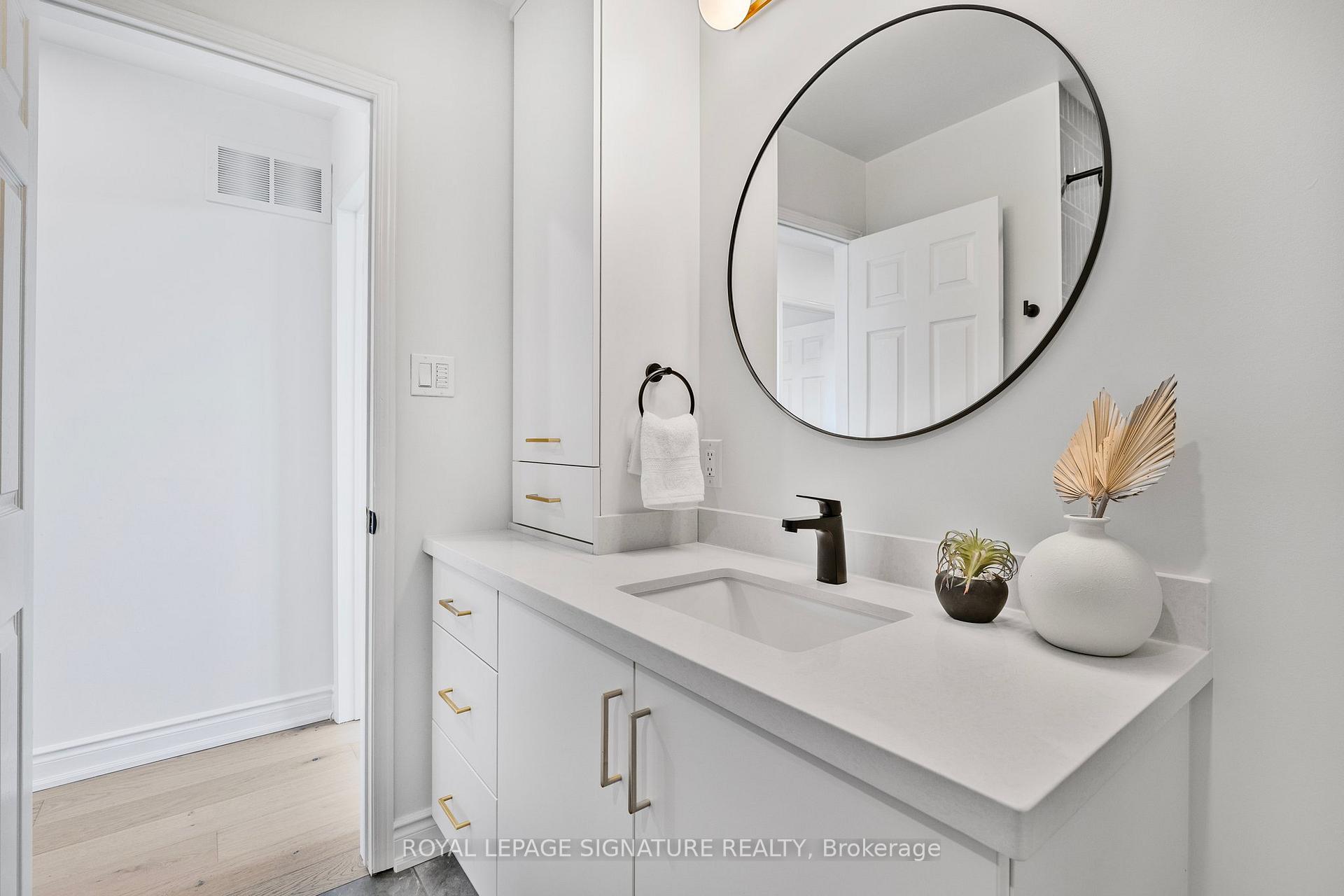 Photo 31 of 27 Rush Road, Aurora, Bayview Wellington — HOMEH