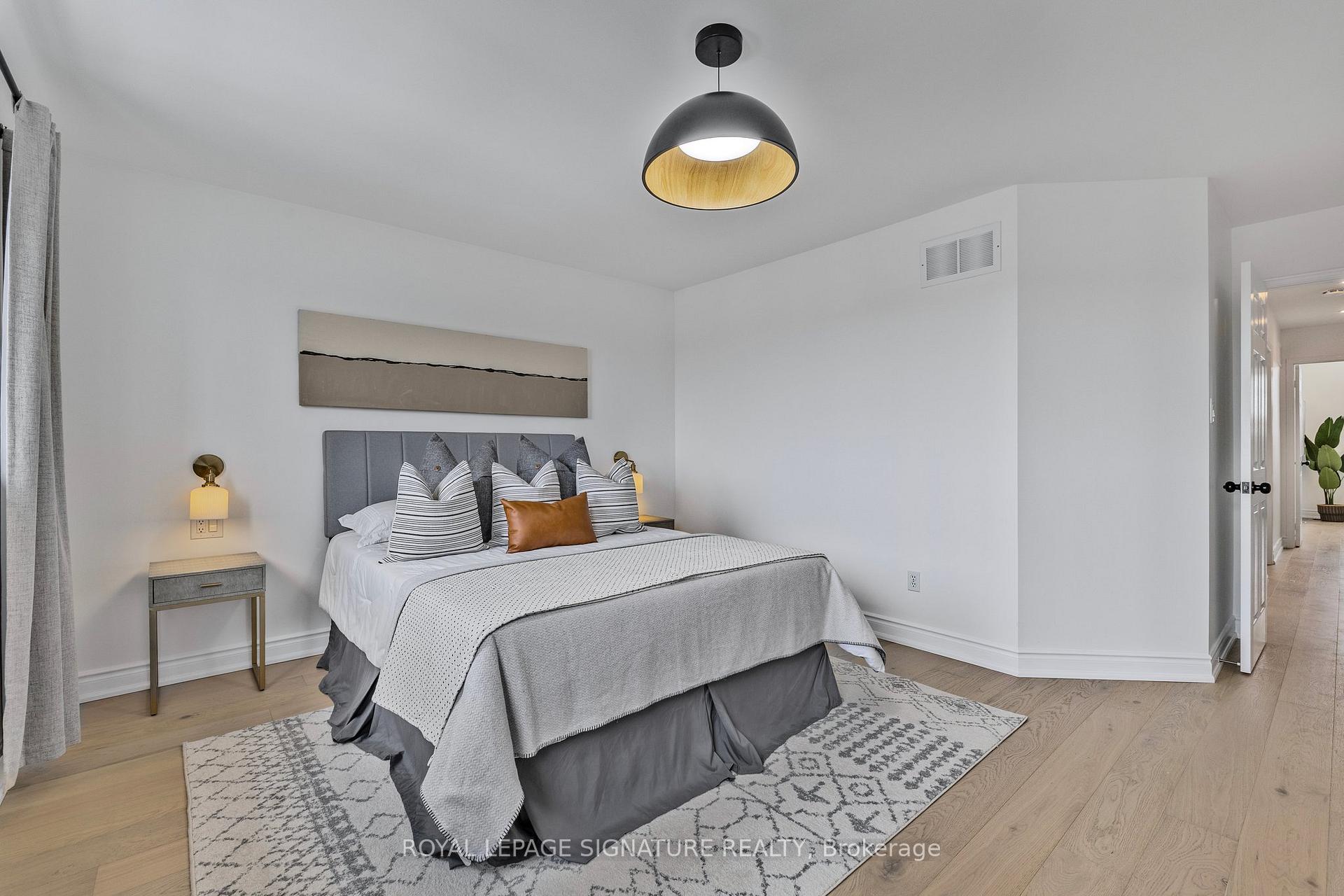 Photo 34 of 27 Rush Road, Aurora, Bayview Wellington — HOMEH