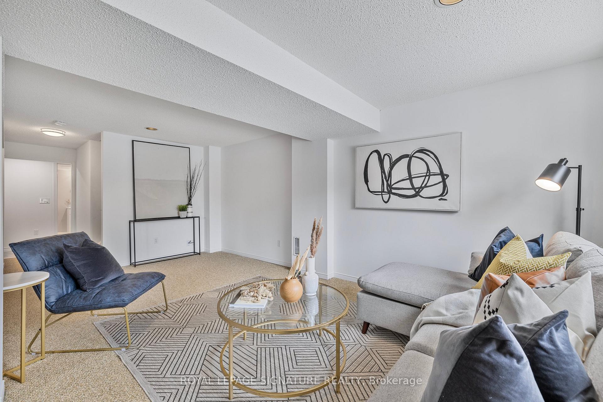 Photo 42 of 27 Rush Road, Aurora, Bayview Wellington — HOMEH