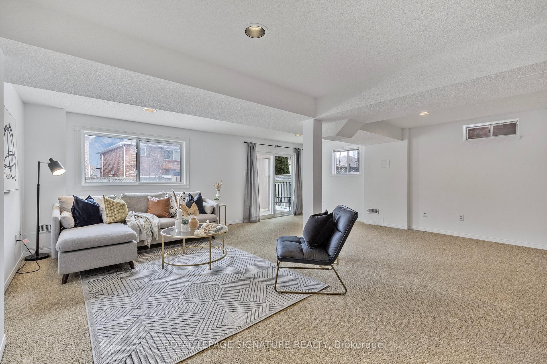 Photo 44 of 27 Rush Road, Aurora, Bayview Wellington — HOMEH