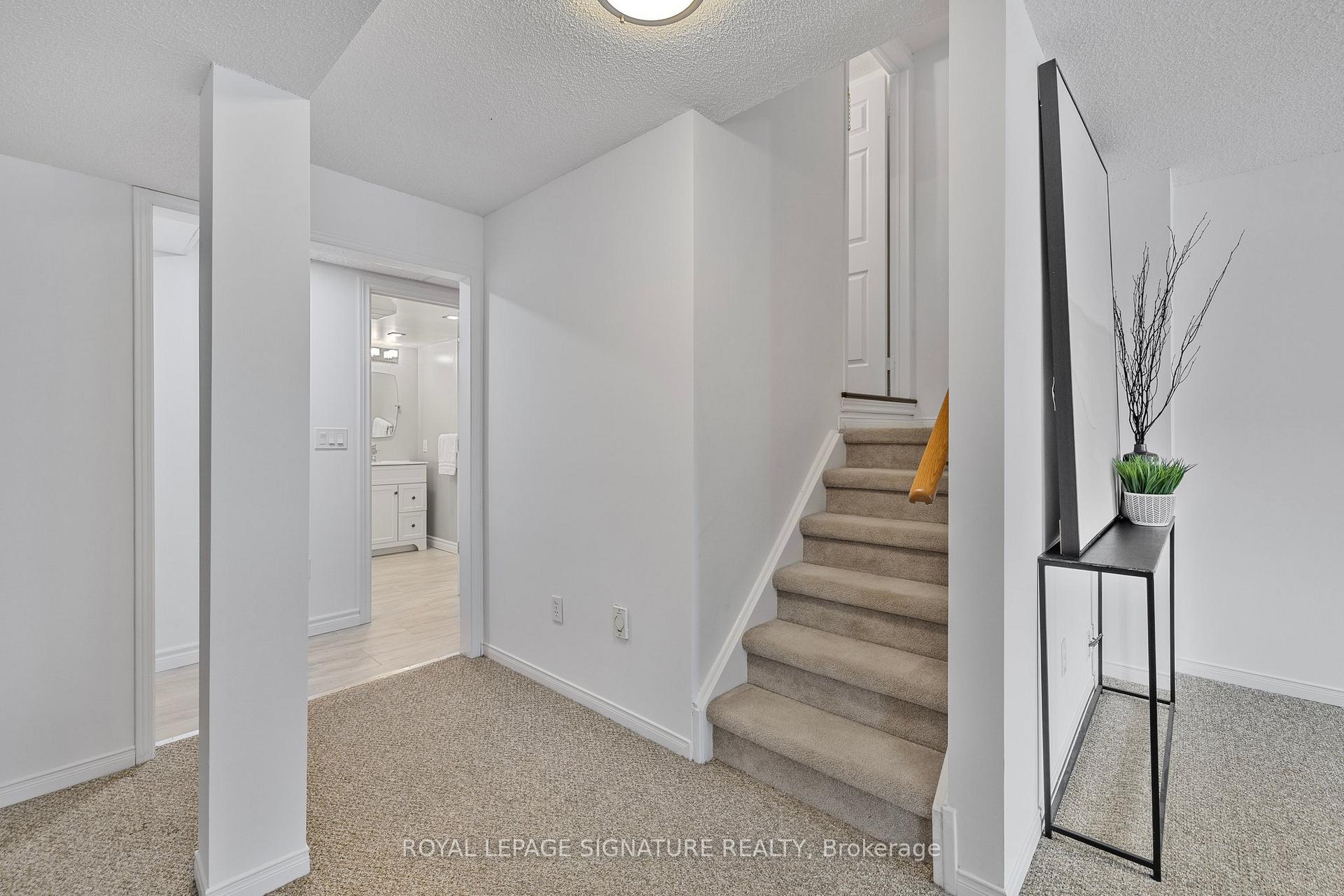 Photo 45 of 27 Rush Road, Aurora, Bayview Wellington — HOMEH