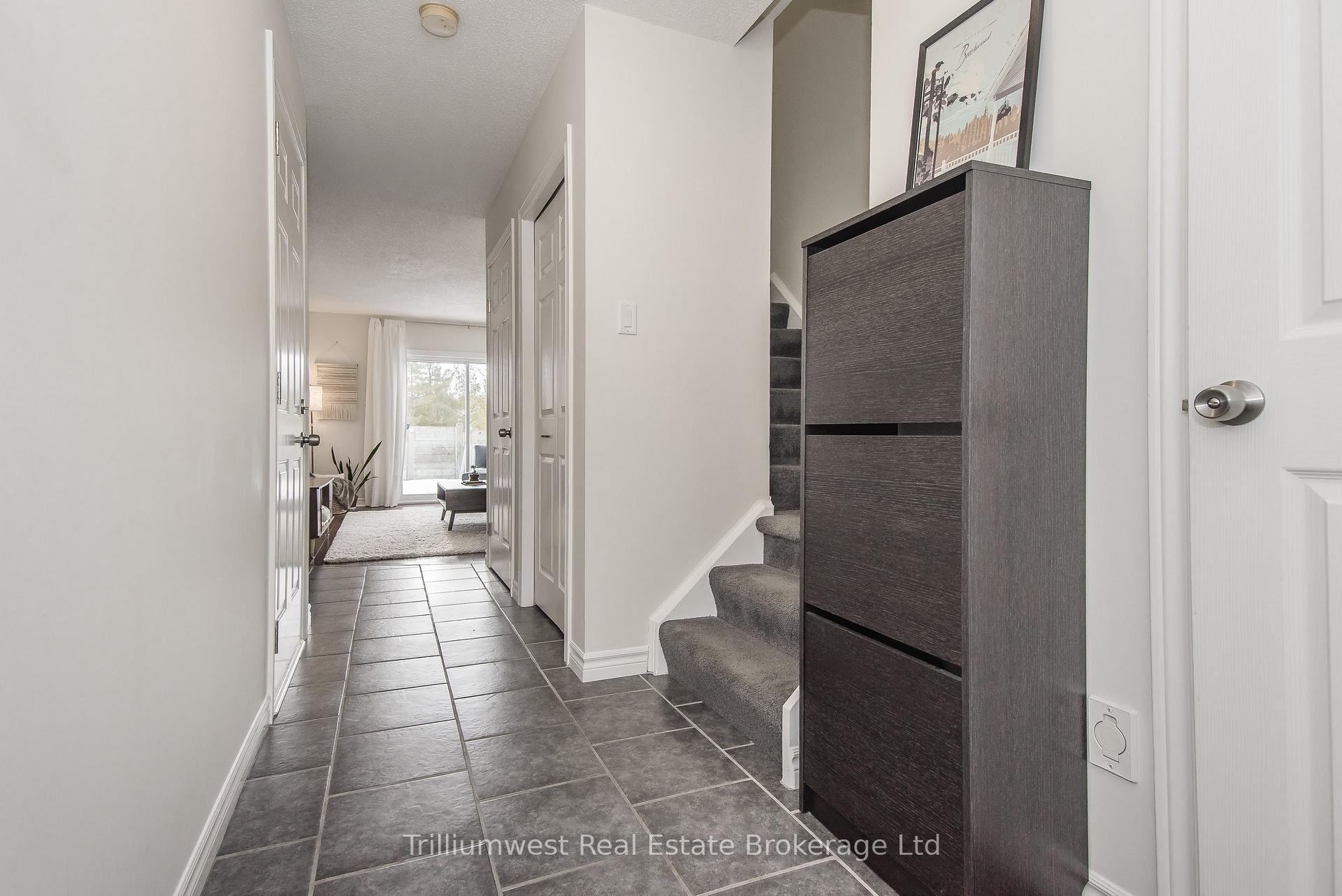 Photo 3 of 350 Erbsville Road, Waterloo — HOMEH
