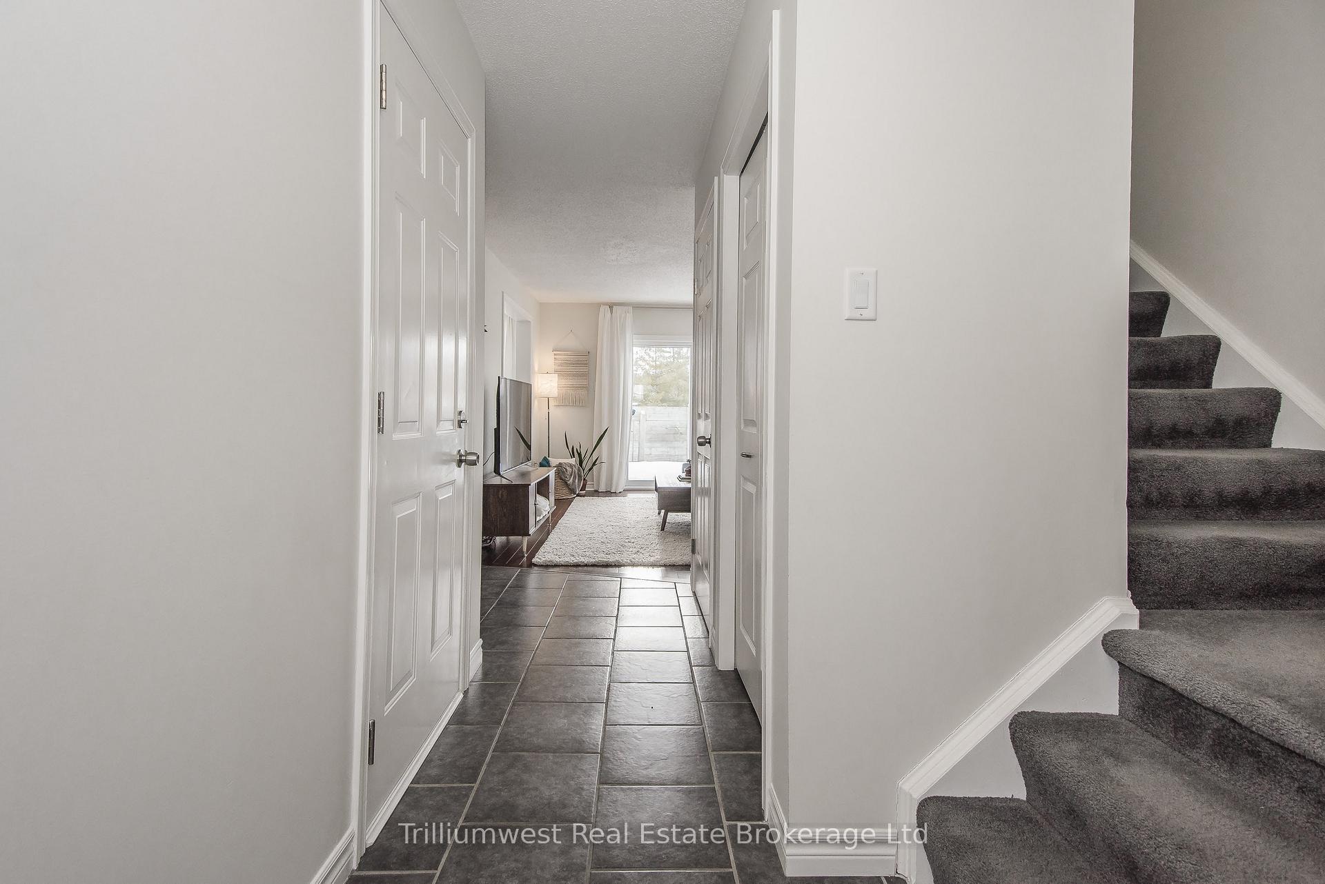 Photo 4 of 350 Erbsville Road, Waterloo — HOMEH
