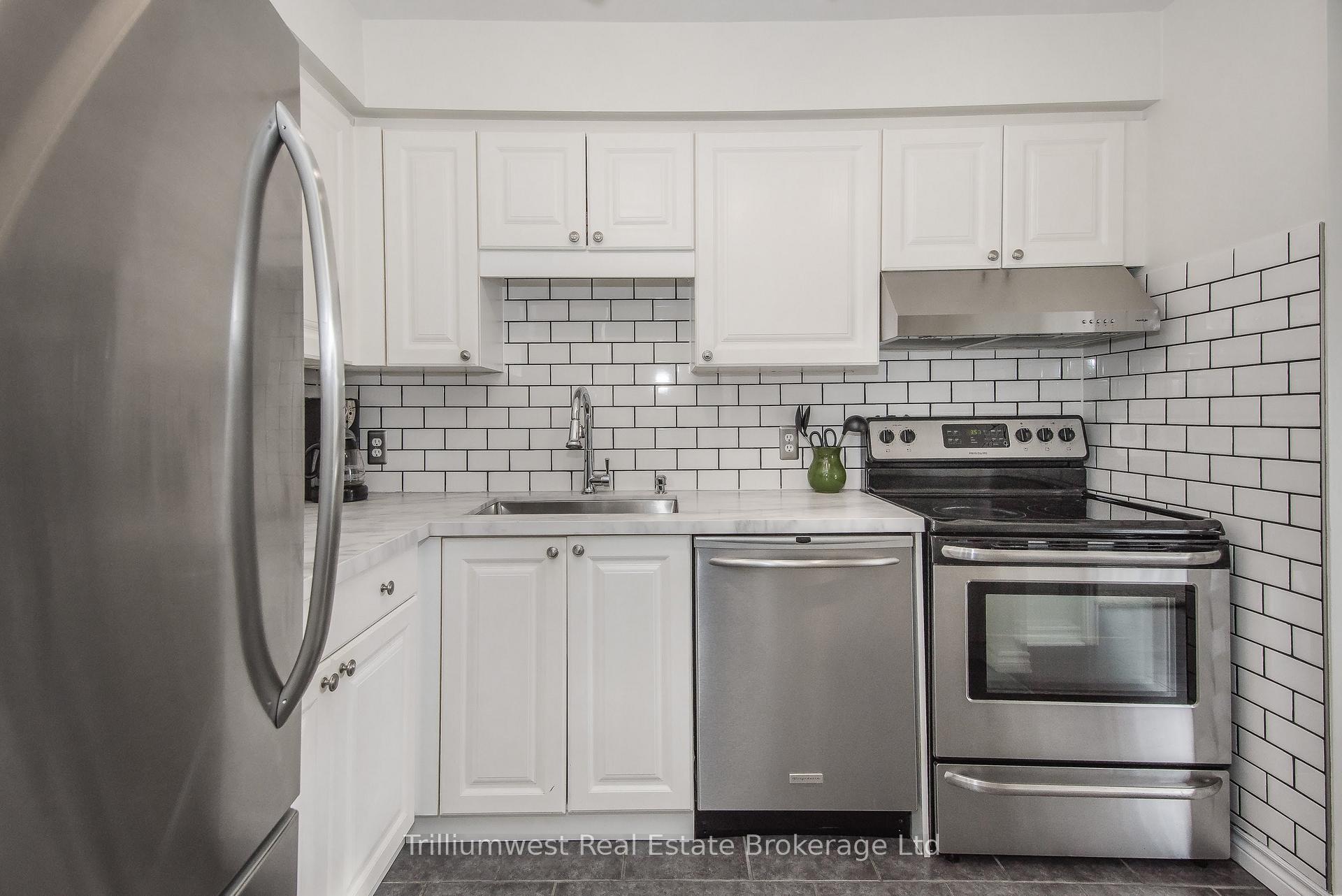 Photo 19 of 350 Erbsville Road, Waterloo — HOMEH