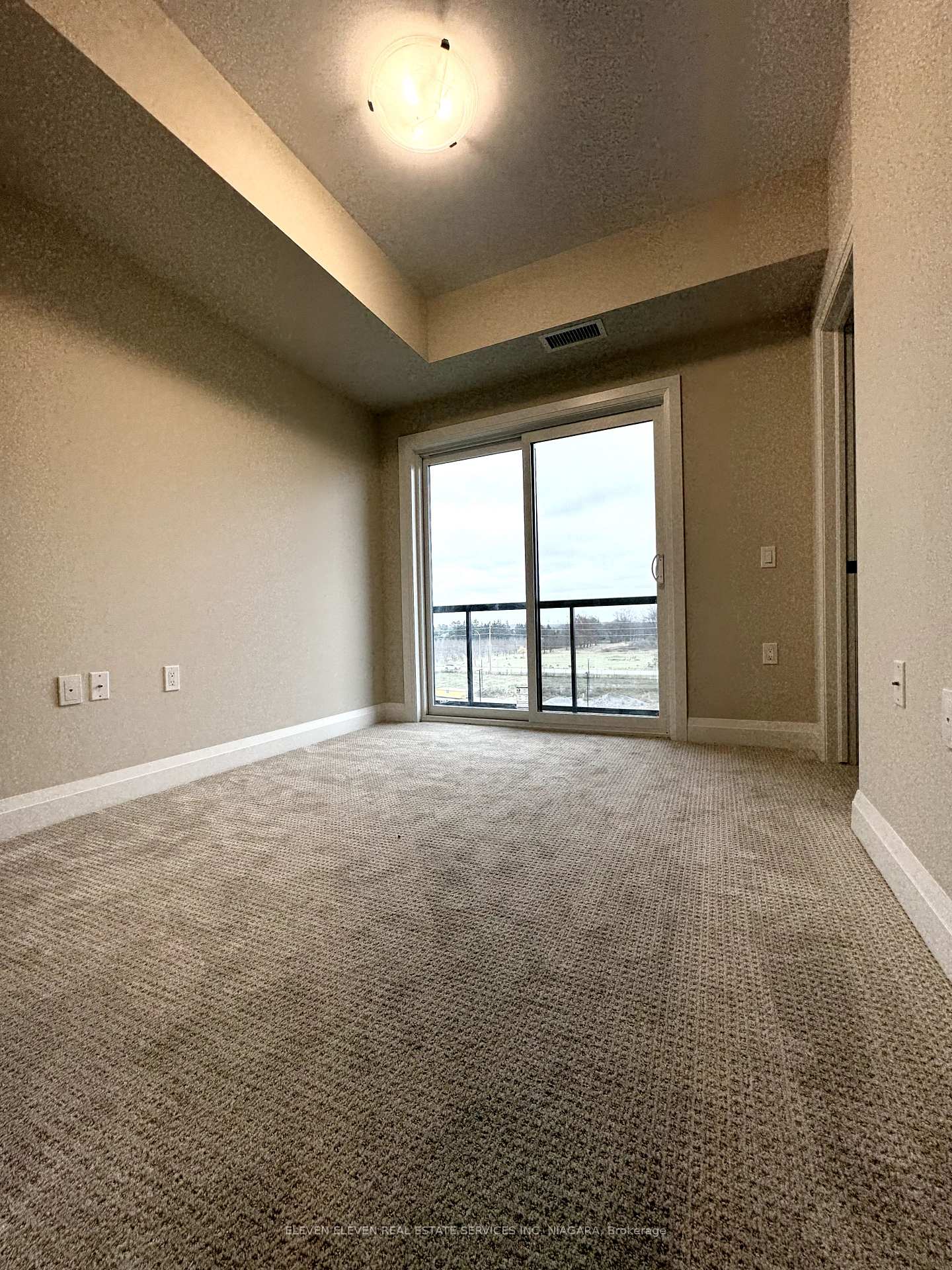 Photo 22 of Unit 405, 118 Summersides Boulevard, Pelham, Fonthill — HOMEH