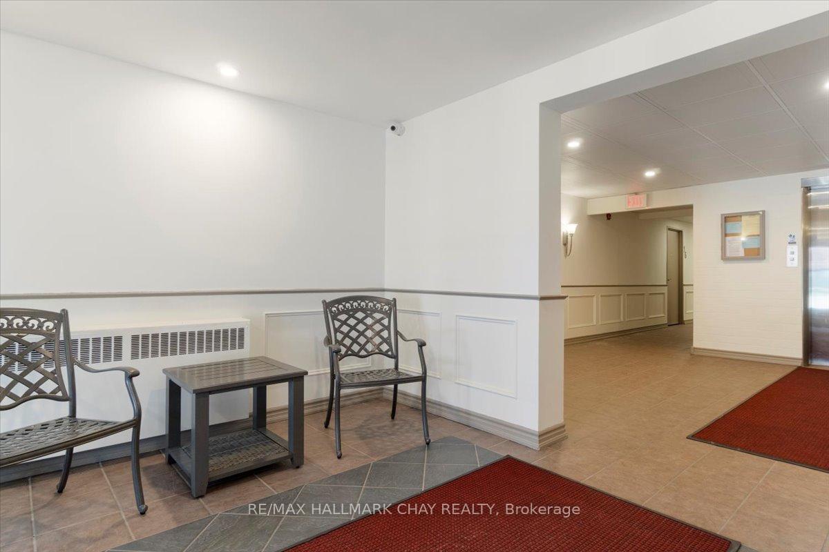 Photo 5 of Unit 43, 2 Albert Street, Barrie, City Centre — HOMEH