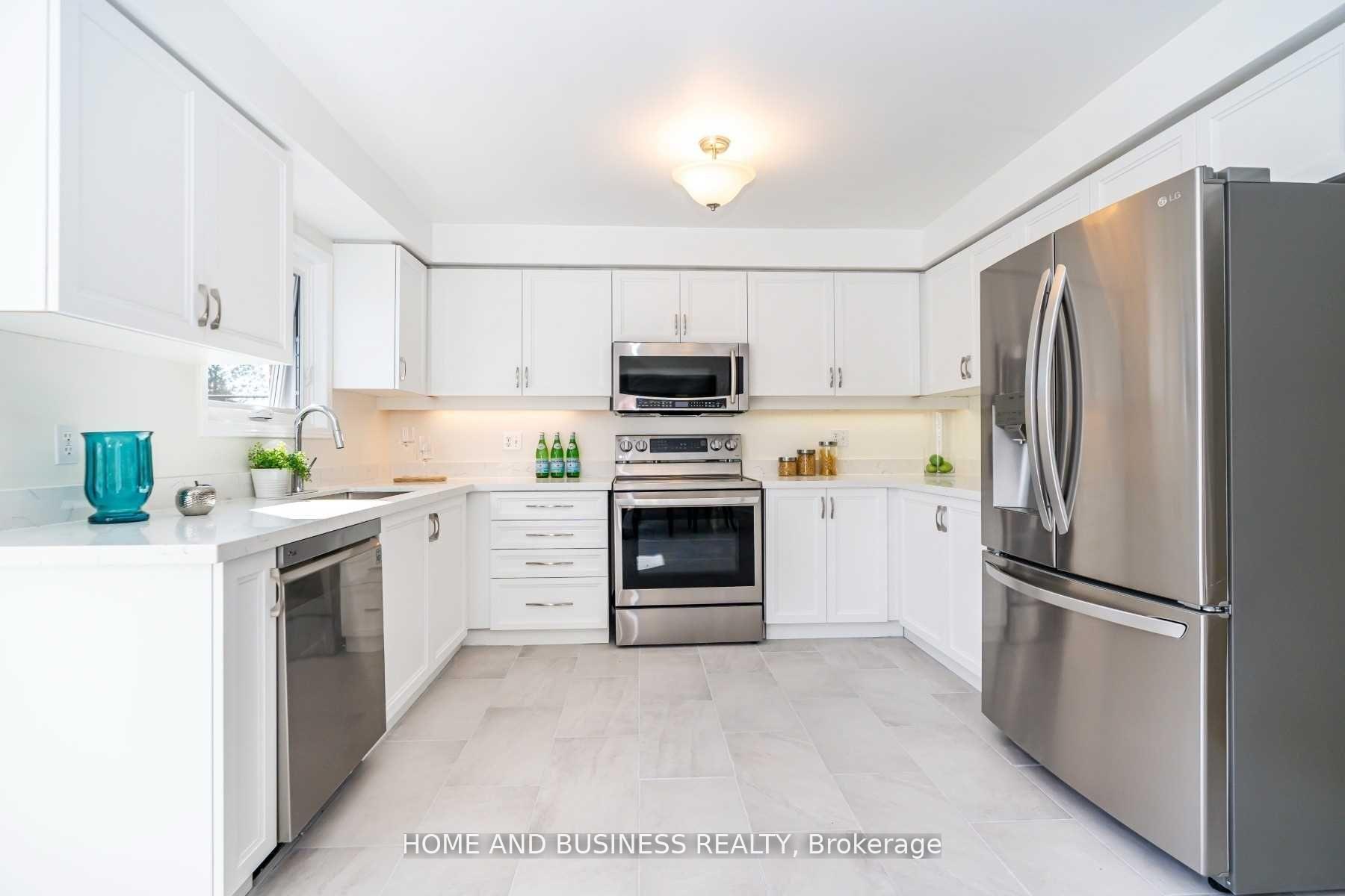 Photo 3 of 9 Shipp Crescent, Ajax, Central West — HOMEH