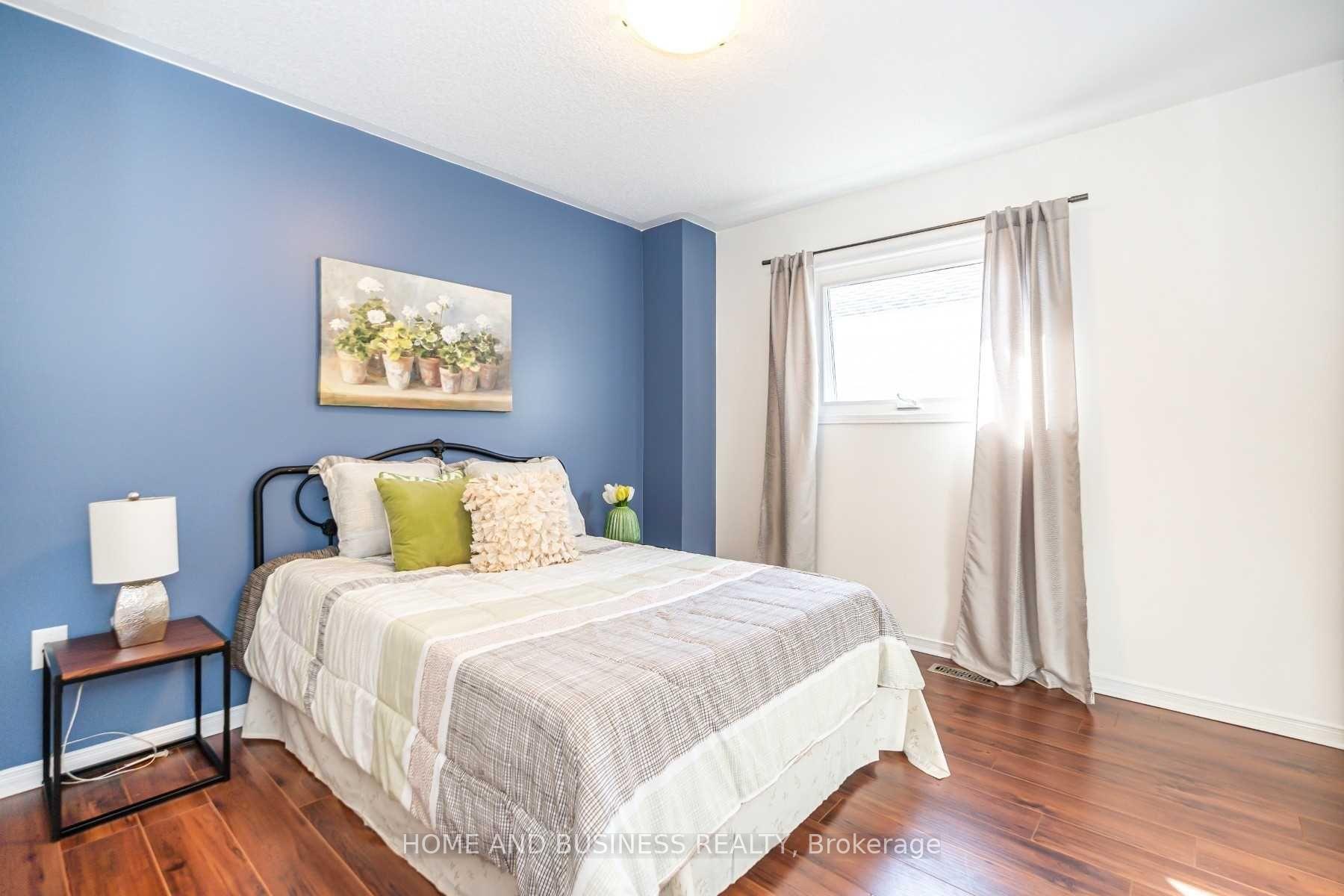 Photo 5 of 9 Shipp Crescent, Ajax, Central West — HOMEH