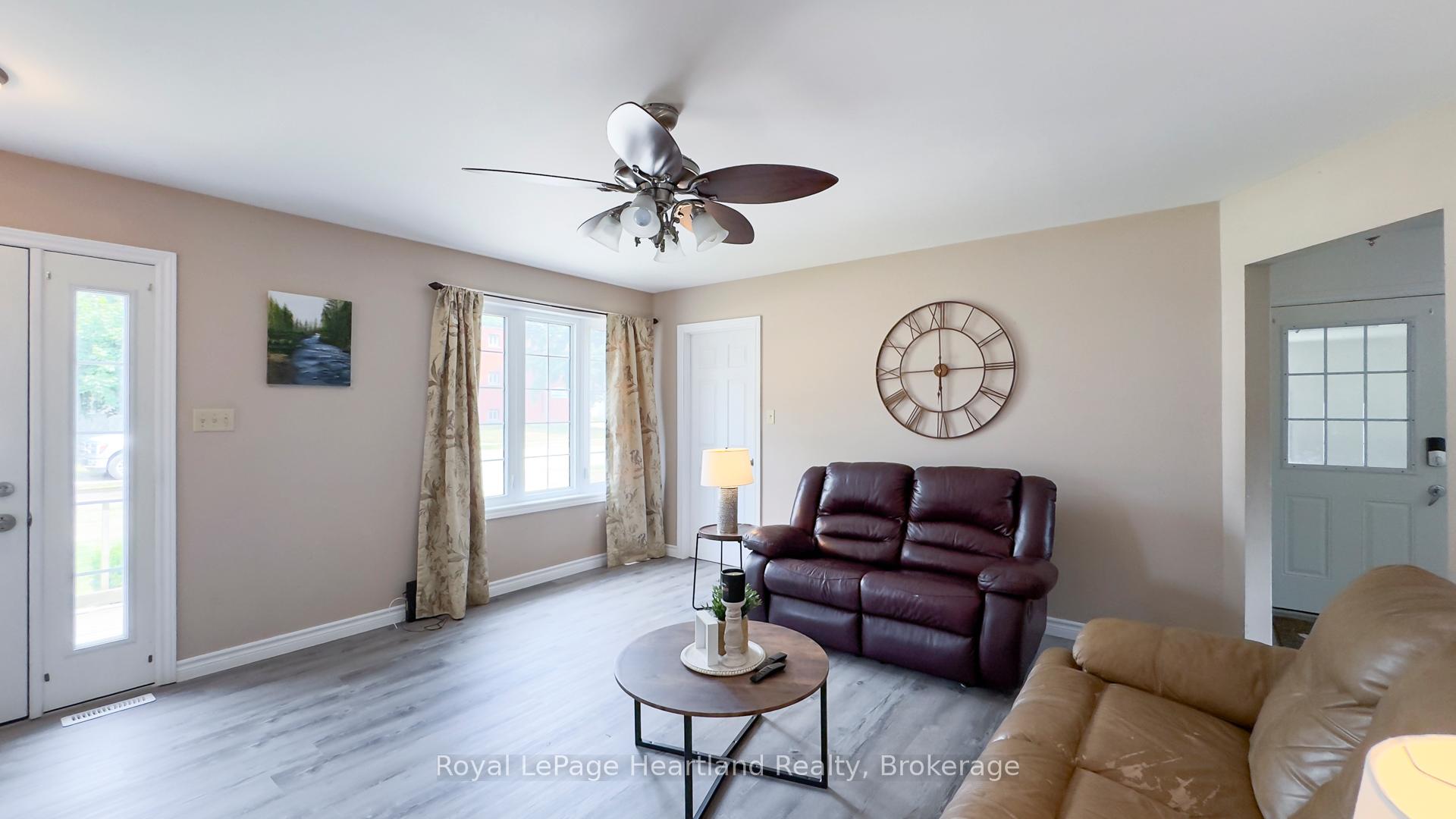Photo 5 of 72 Princess Street W, Central Huron, Clinton — HOMEH