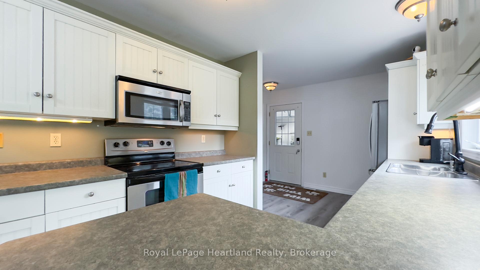 Photo 12 of 72 Princess Street W, Central Huron, Clinton — HOMEH