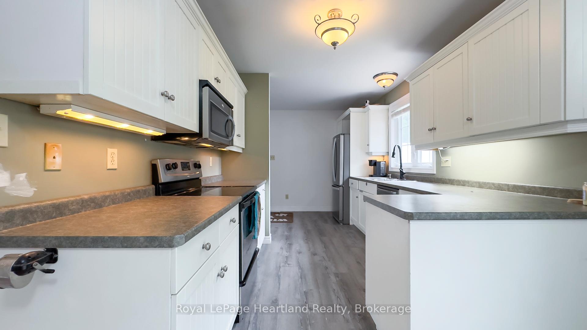 Photo 9 of 72 Princess Street W, Central Huron, Clinton — HOMEH