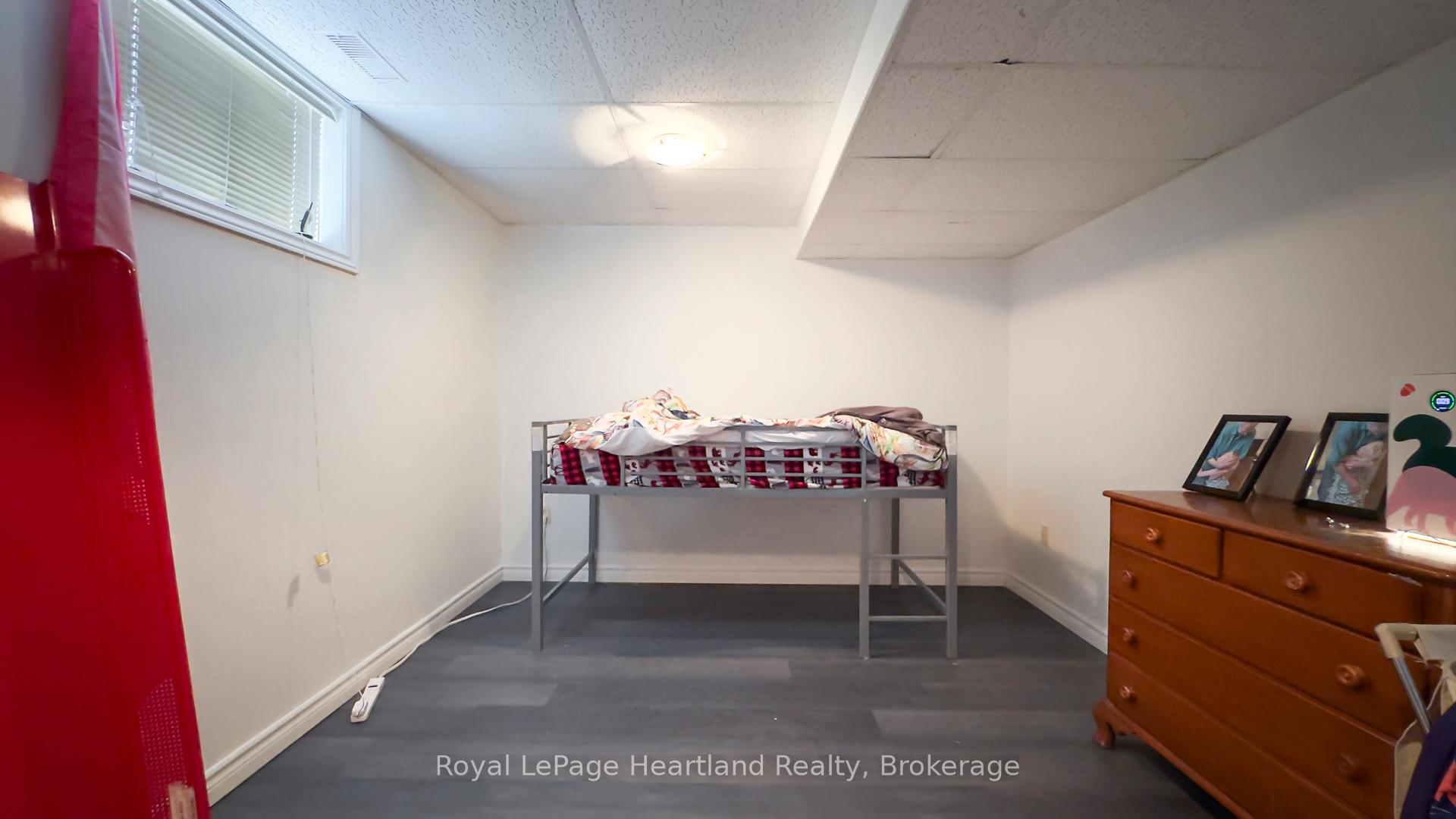 Photo 32 of 72 Princess Street W, Central Huron, Clinton — HOMEH