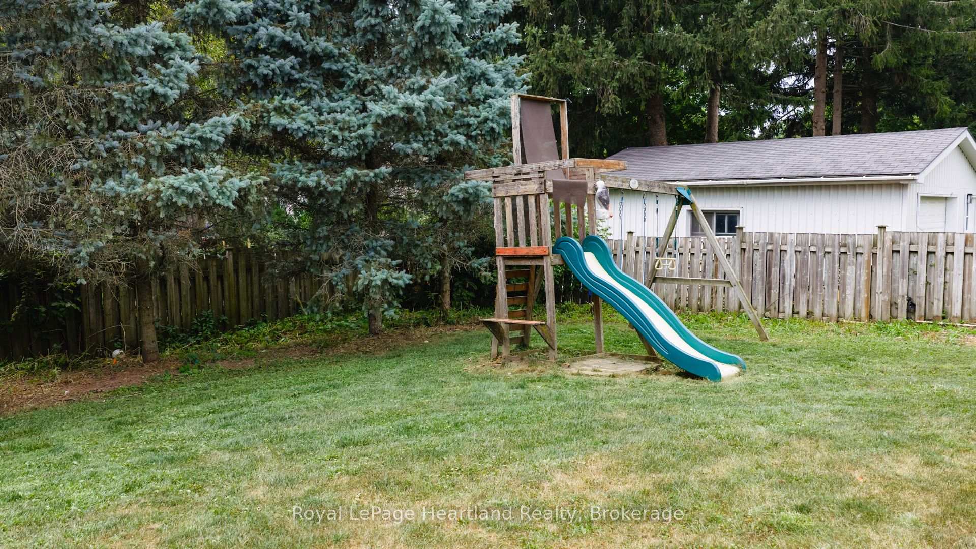 Photo 40 of 72 Princess Street W, Central Huron, Clinton — HOMEH