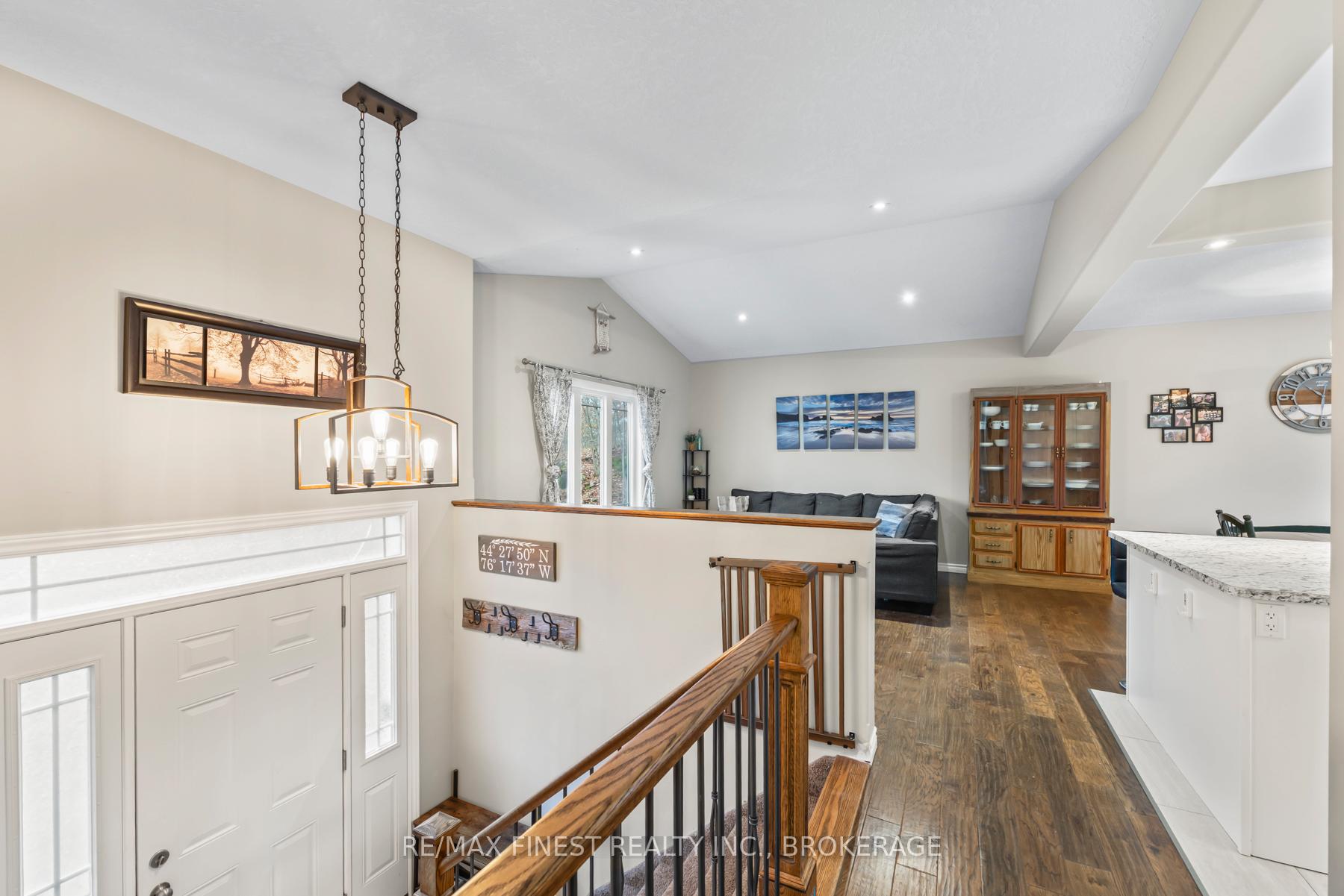 Photo 9 of 802 Burnt Hills Road, Frontenac, Frontenac South — HOMEH