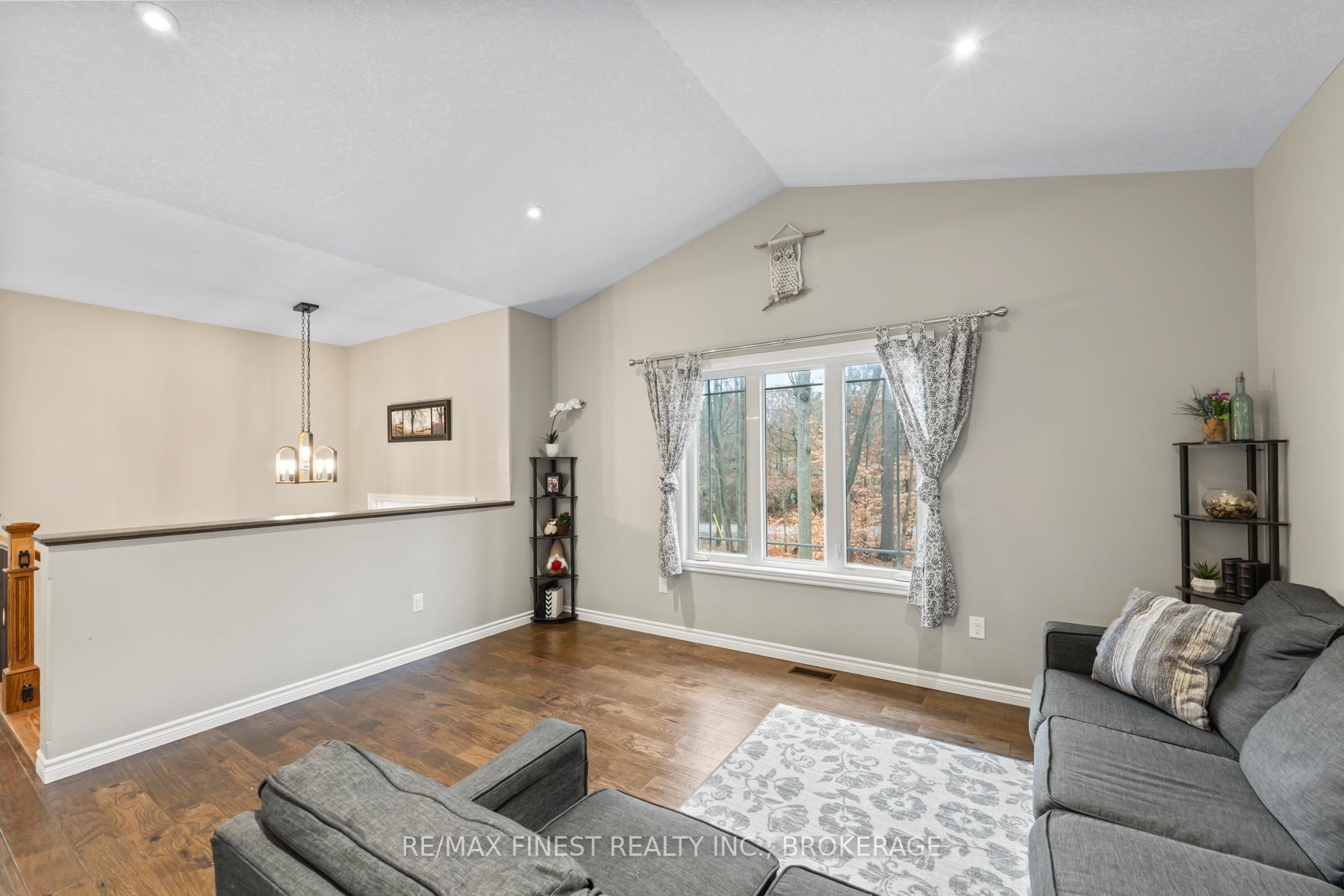 Photo 12 of 802 Burnt Hills Road, Frontenac, Frontenac South — HOMEH