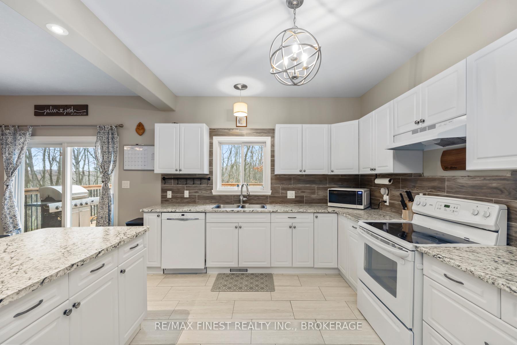 Photo 15 of 802 Burnt Hills Road, Frontenac, Frontenac South — HOMEH