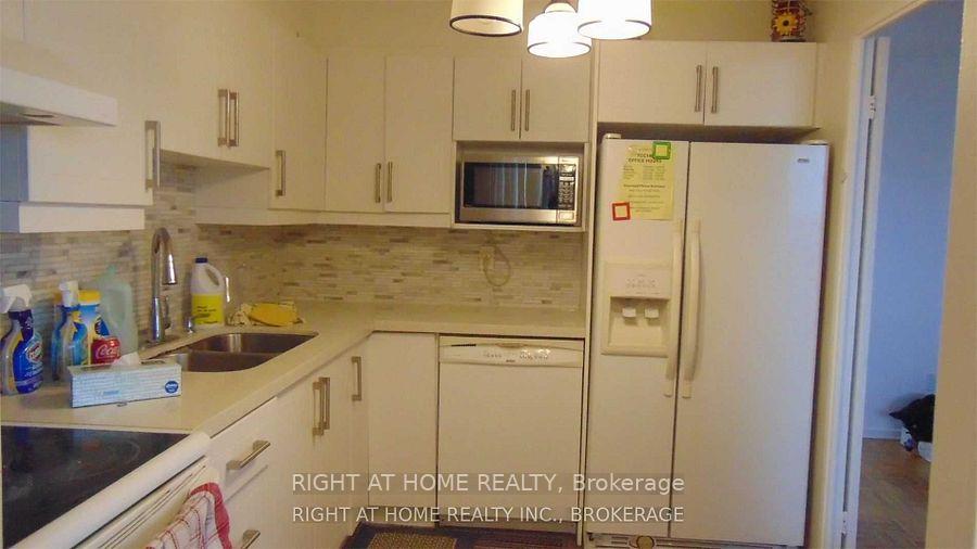 Photo 12 of Unit 1416, 20 Edgecliff Golfway, Toronto, Flemingdon Park — HOMEH