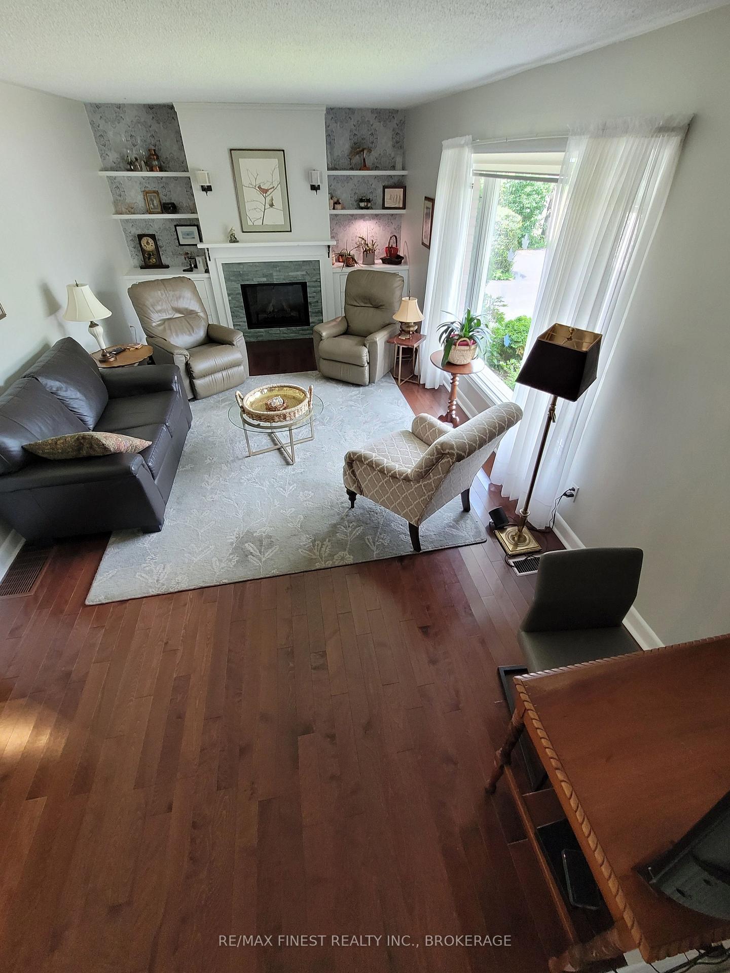 Photo 10 of 312 Henrietta Street, Gananoque — HOMEH