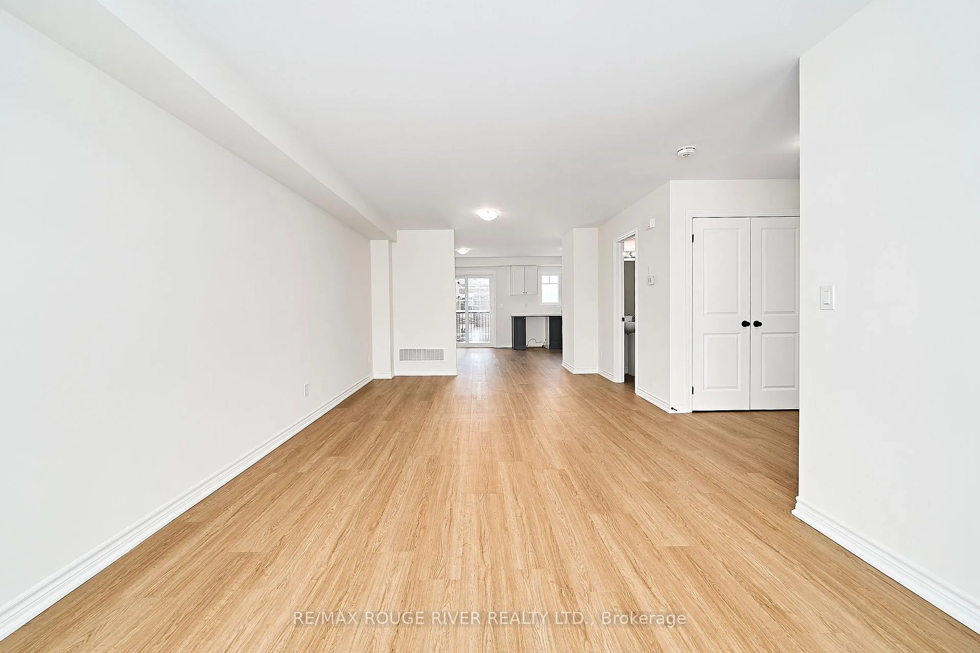 Photo 11 of 11 Addyman Crescent, Clarington, Newcastle — HOMEH