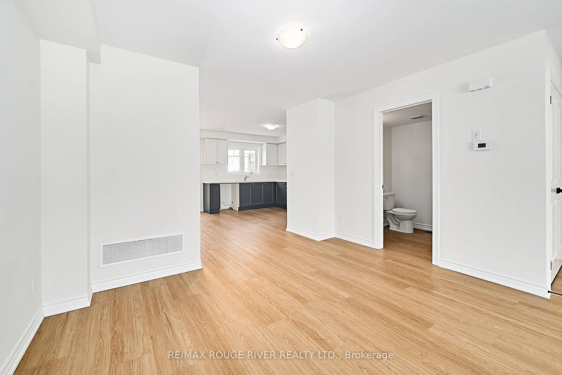 Photo 13 of 11 Addyman Crescent, Clarington, Newcastle — HOMEH
