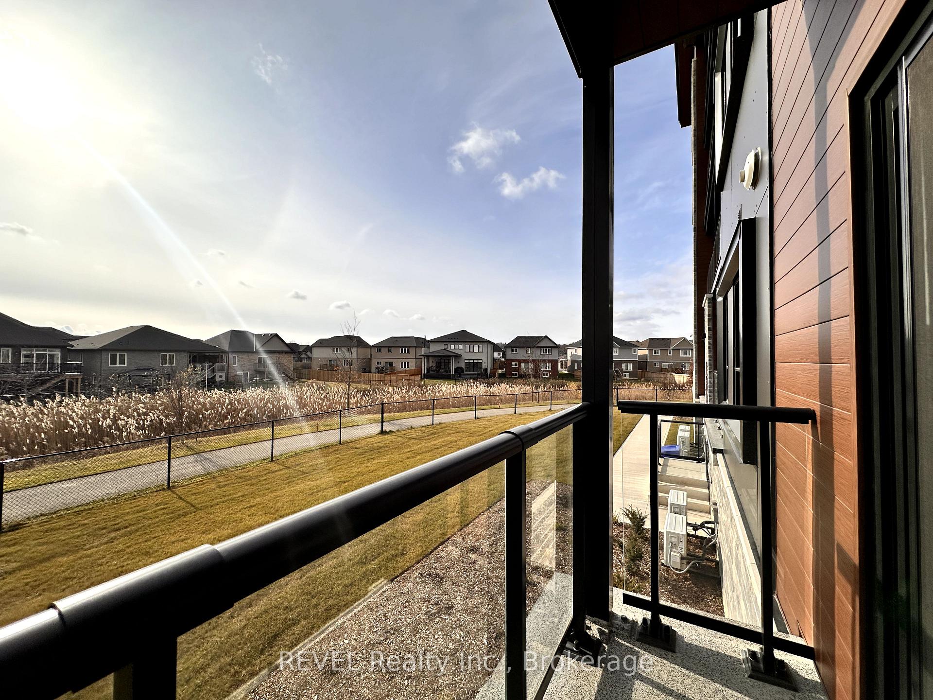 Photo 14 of Unit 110, 118 Summersides Boulevard, Pelham, Fonthill — HOMEH
