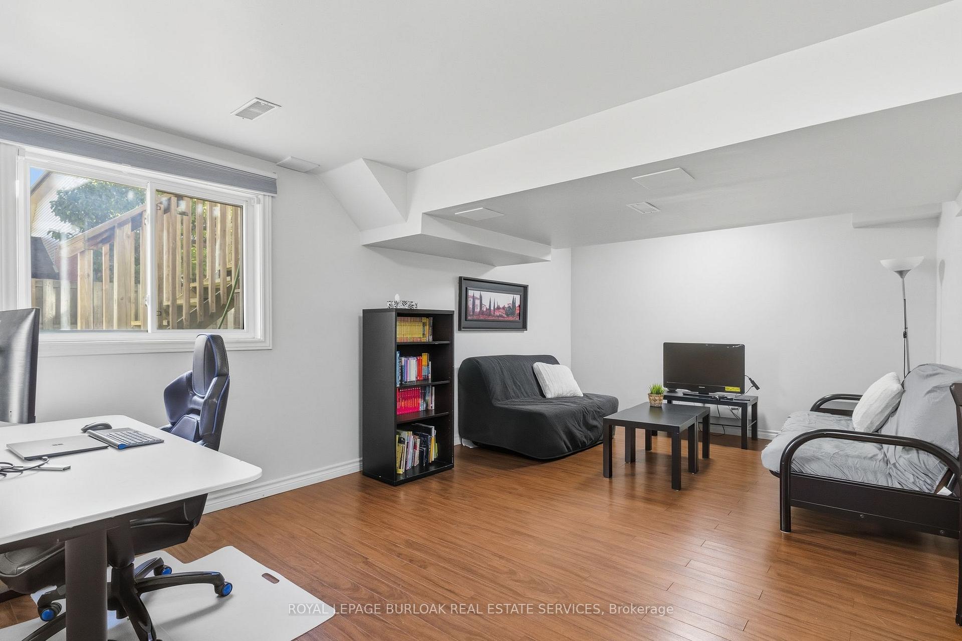 Photo 30 of Unit 37, 232 Stonehenge Drive, Hamilton, Meadowlands — HOMEH