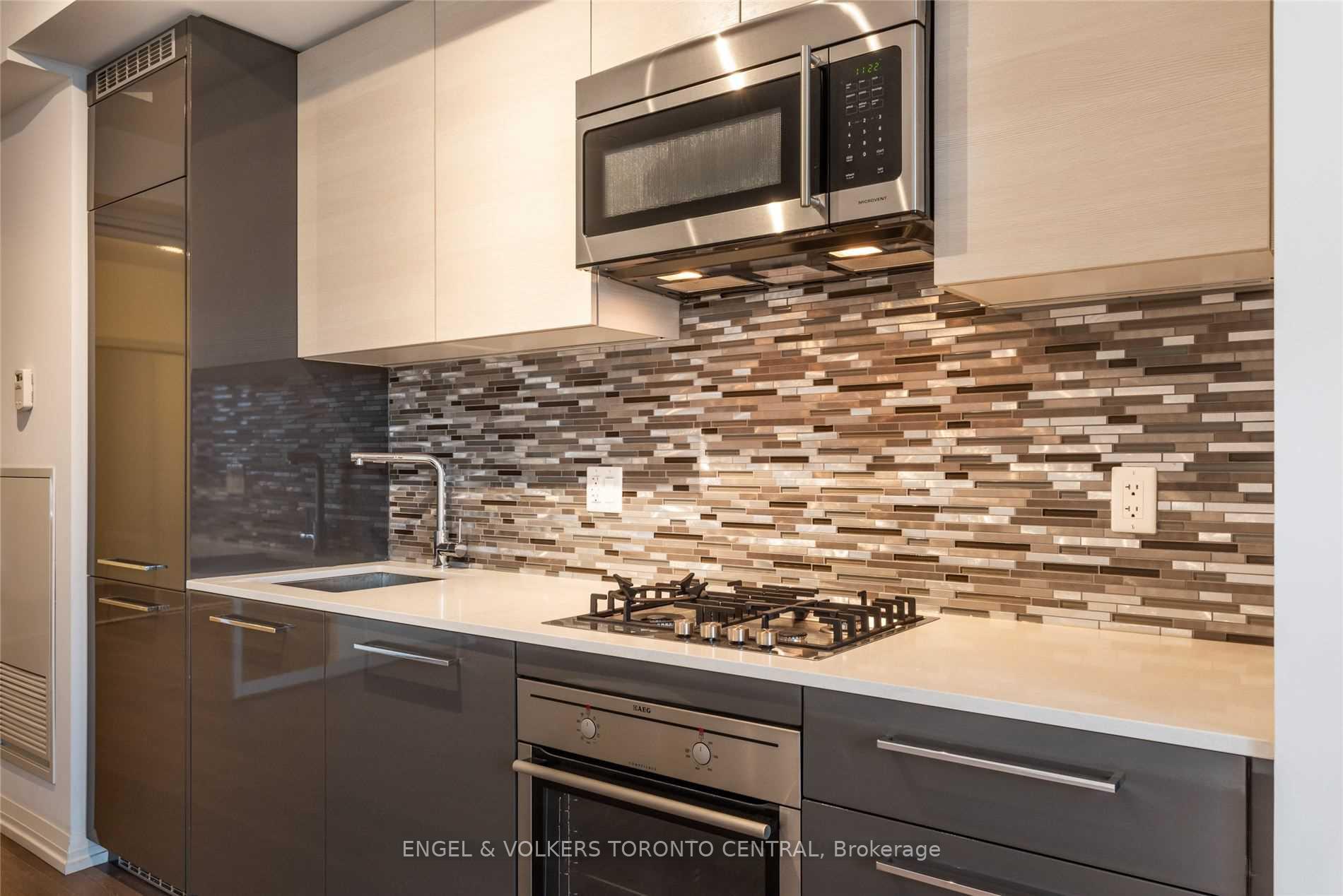 Photo 4 of Unit 512, 835 St Clair Avenue W, Toronto, Oakwood Village — HOMEH