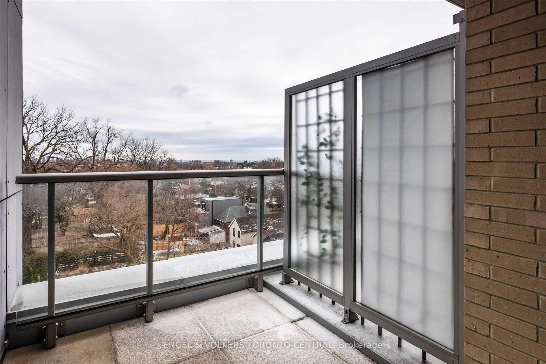 Photo 7 of Unit 512, 835 St Clair Avenue W, Toronto, Oakwood Village — HOMEH