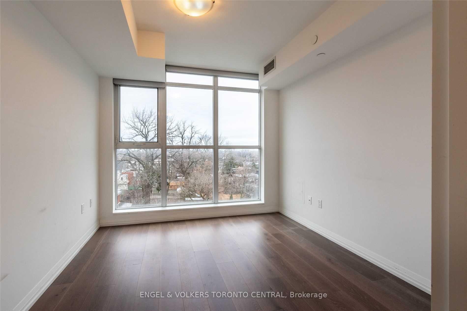 Photo 11 of Unit 512, 835 St Clair Avenue W, Toronto, Oakwood Village — HOMEH