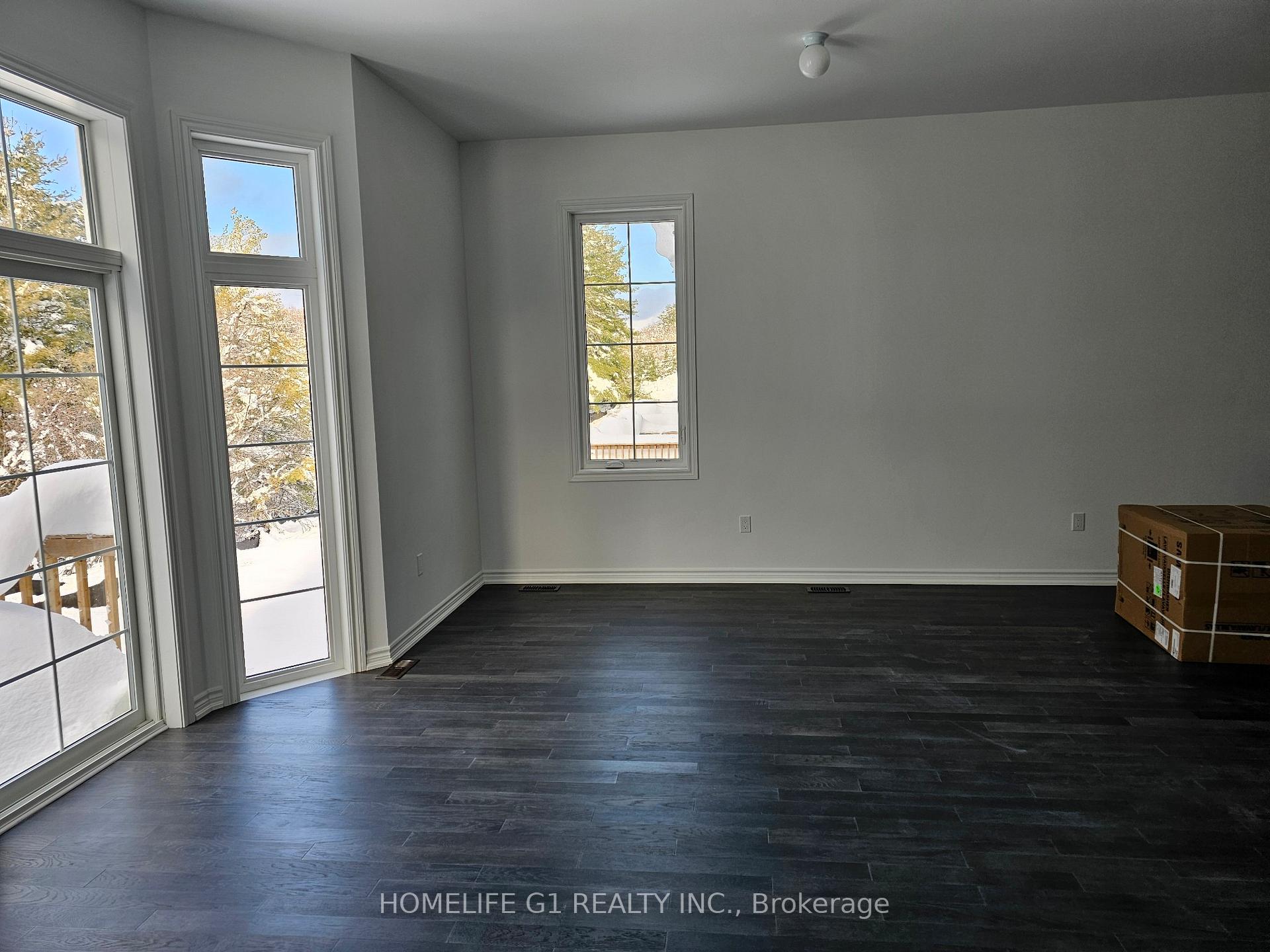 Photo 3 of 4 Turnberry Court, Bracebridge, Macaulay — HOMEH