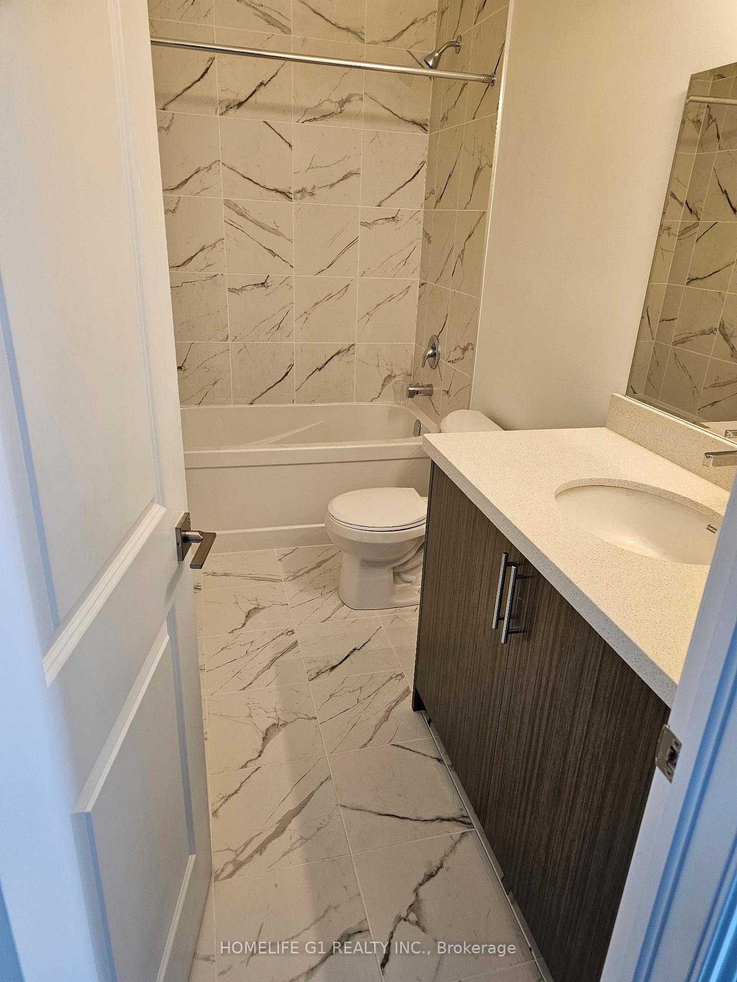 Photo 11 of 4 Turnberry Court, Bracebridge, Macaulay — HOMEH