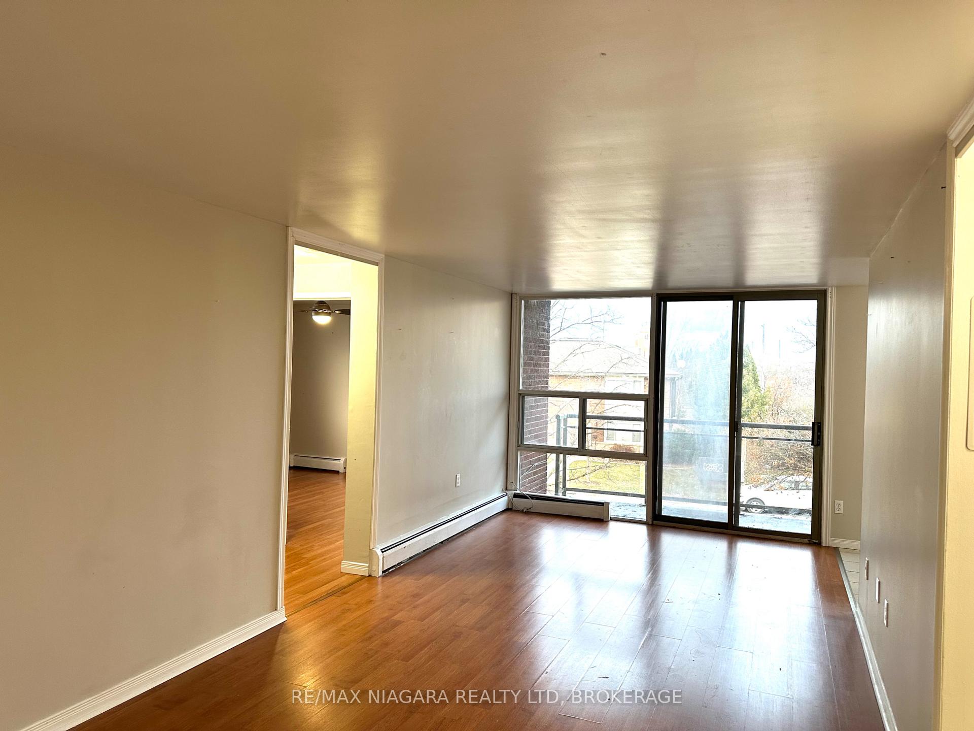 Photo 9 of Unit 308, 7 Riverview Boulevard, St. Catharines, Glendale/Glenridge — HOMEH