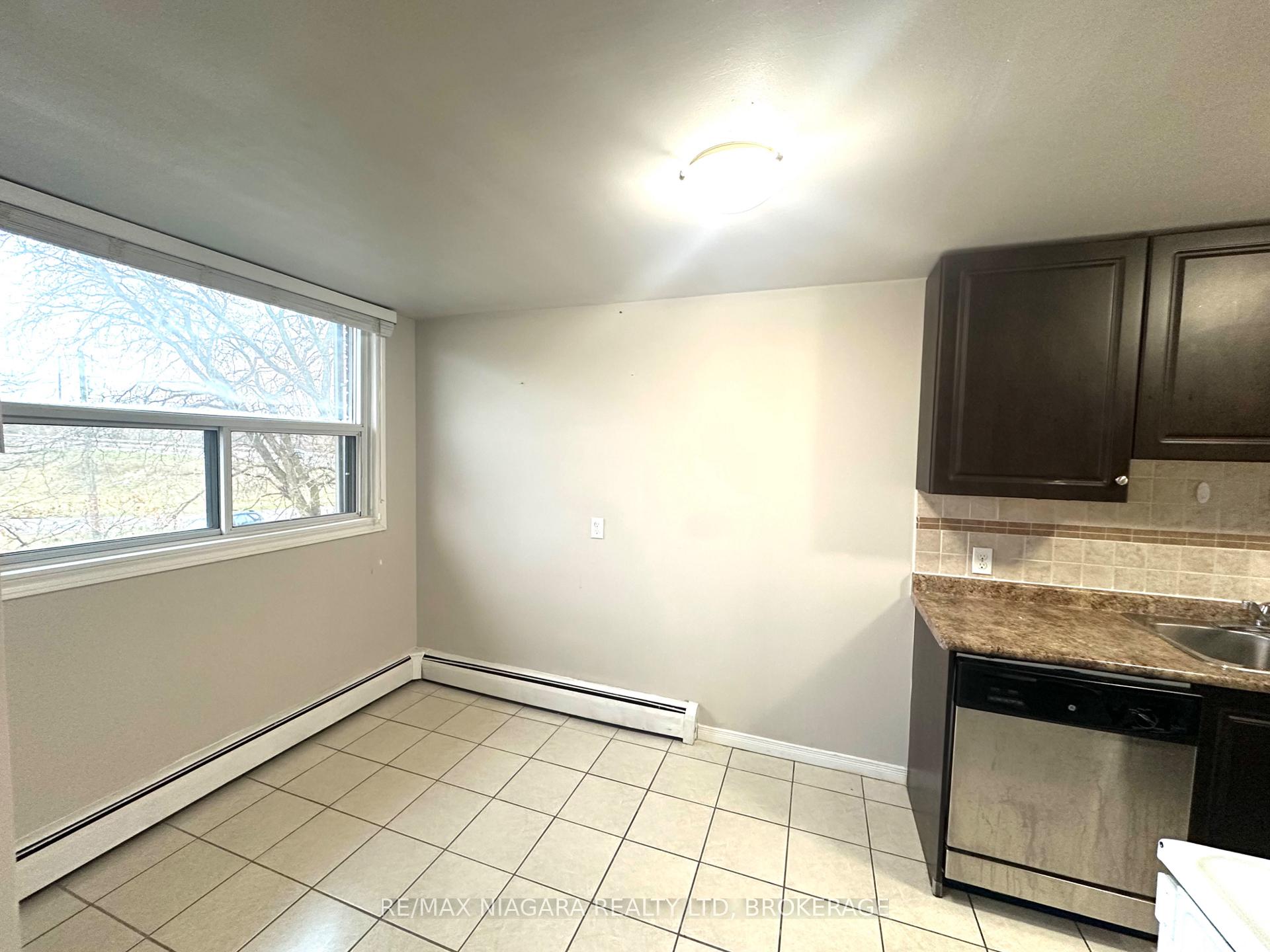 Photo 16 of Unit 308, 7 Riverview Boulevard, St. Catharines, Glendale/Glenridge — HOMEH