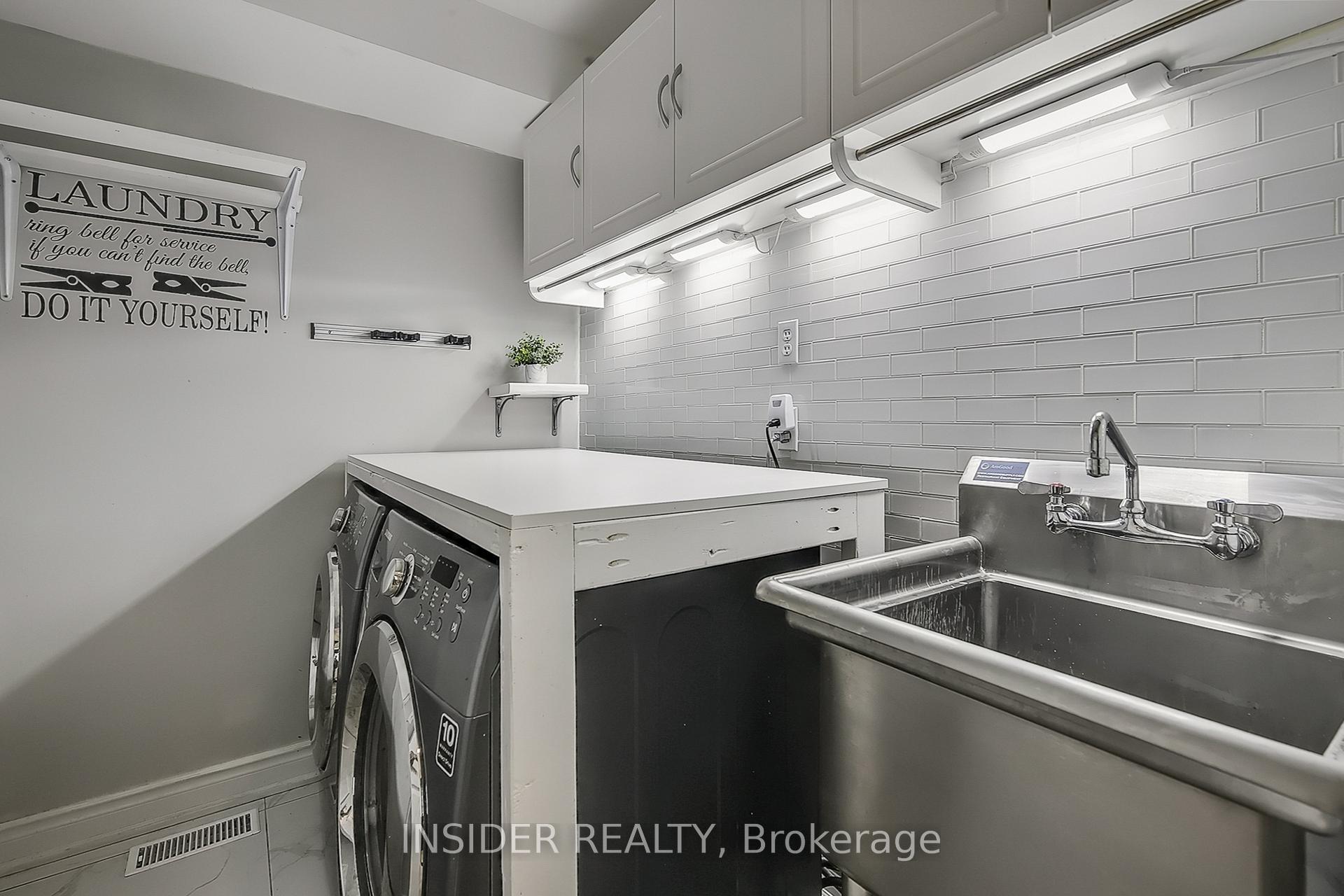 Photo 24 of 35 Langlaw Drive, Cambridge, Christopher-Champlain — HOMEH