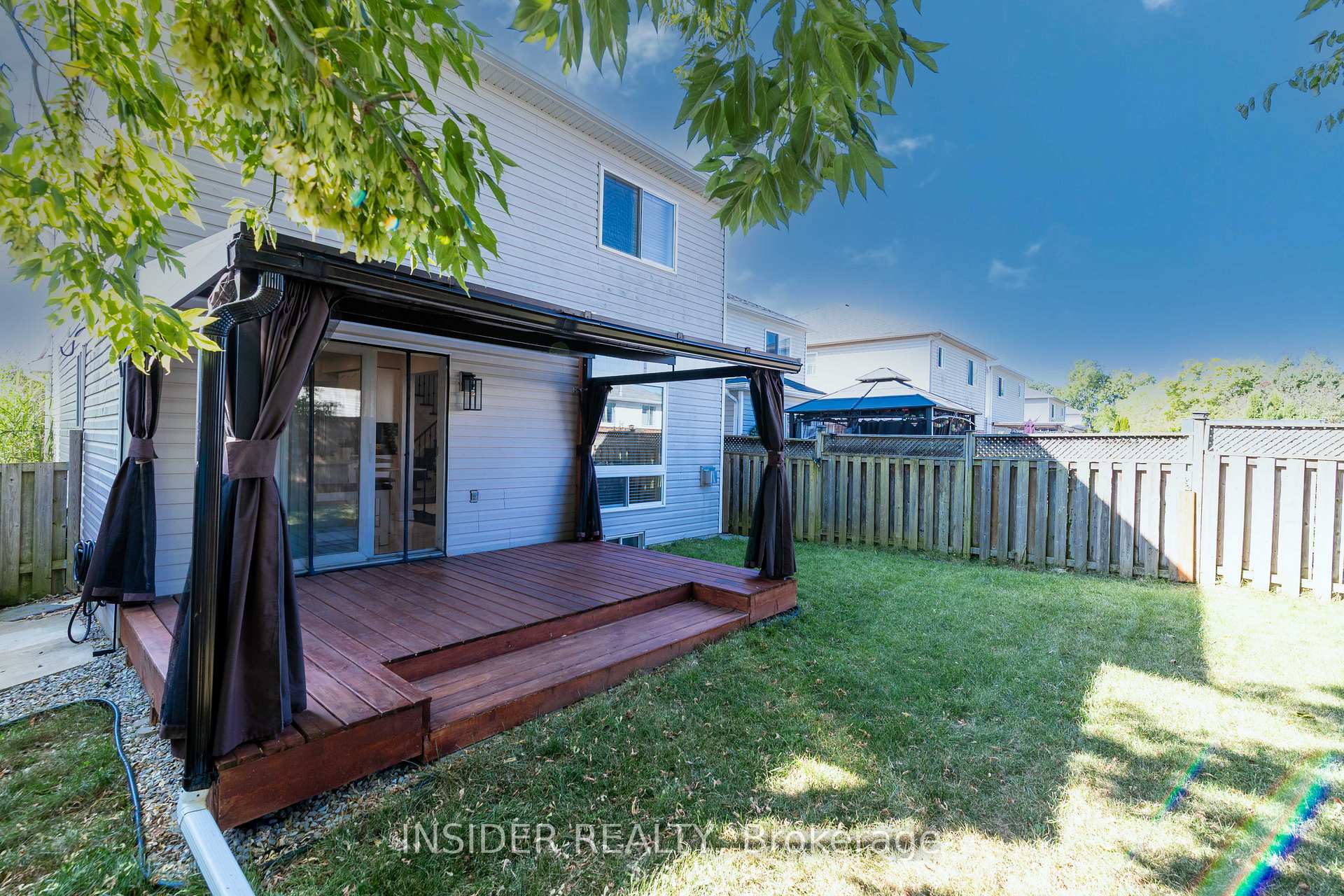 Photo 33 of 35 Langlaw Drive, Cambridge, Christopher-Champlain — HOMEH