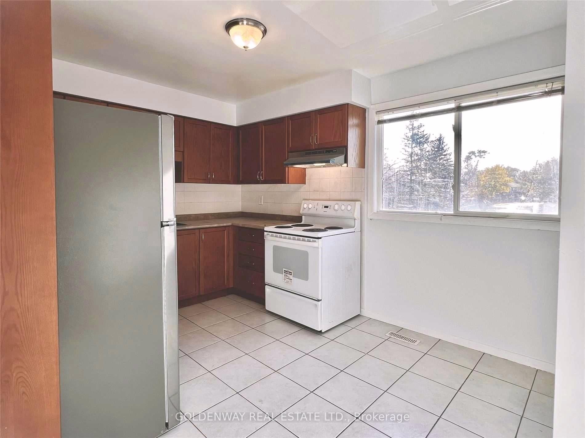 Photo 6 of 81 New Haven's Way, Markham, Thornhill — HOMEH