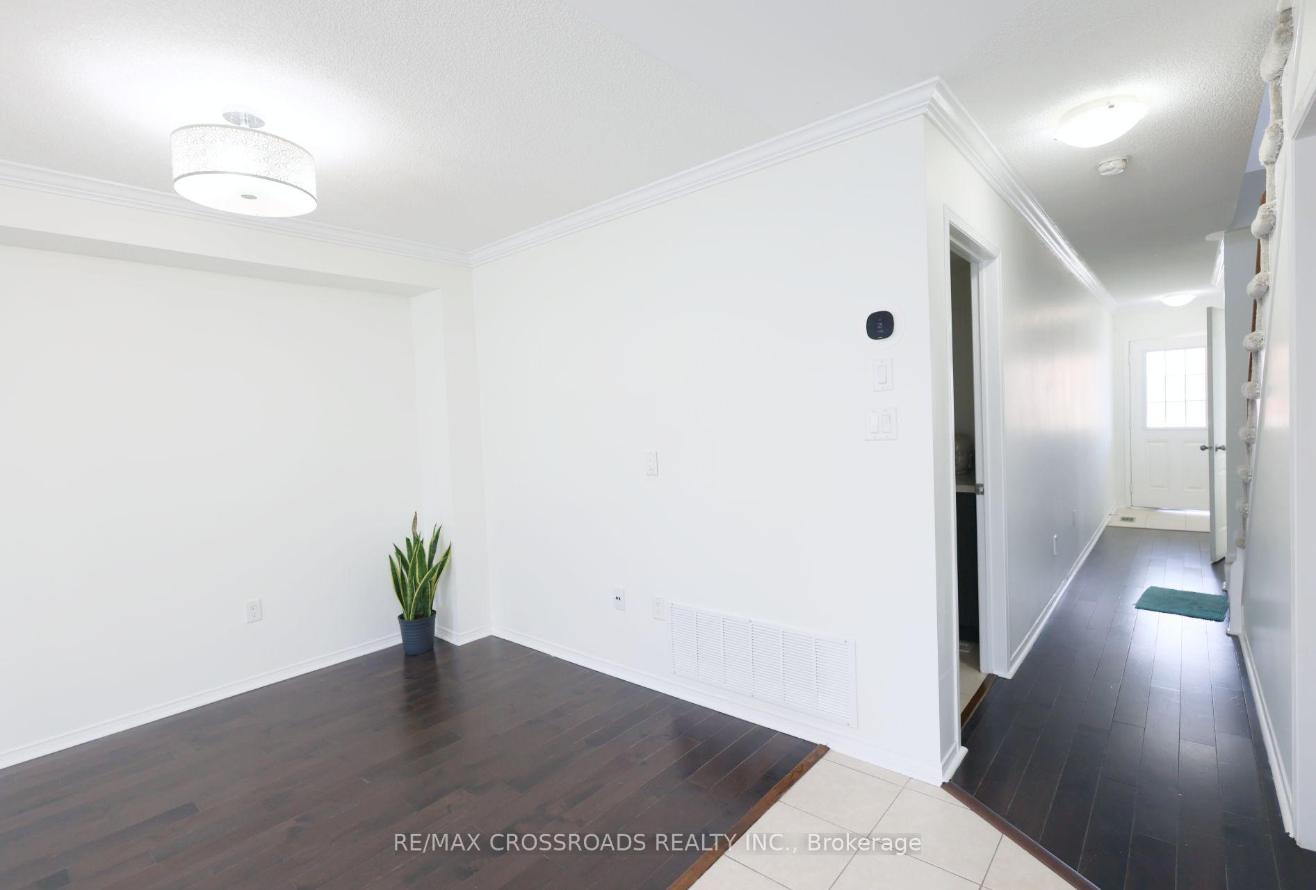 Photo 7 of 12 Distleman Way, Ajax, Northwest Ajax — HOMEH