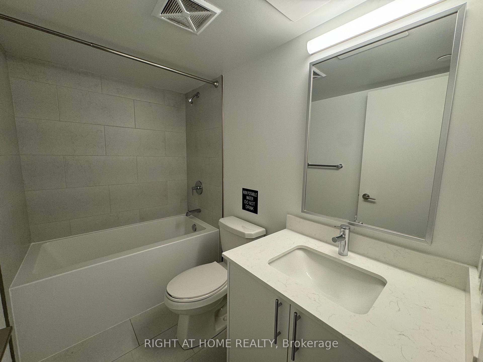 Photo 11 of Unit 323, 3 Strathgowan Avenue, Toronto, Lawrence Park South — HOMEH