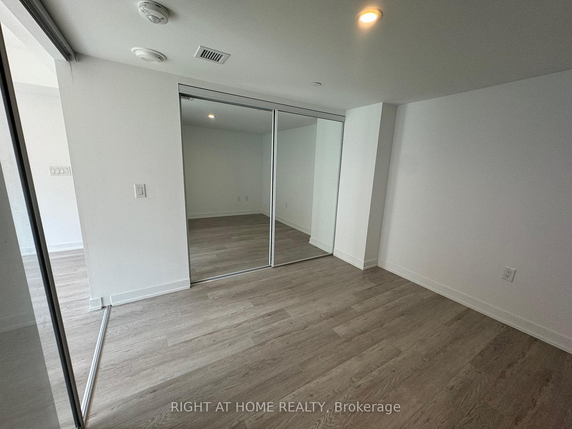 Photo 22 of Unit 323, 3 Strathgowan Avenue, Toronto, Lawrence Park South — HOMEH