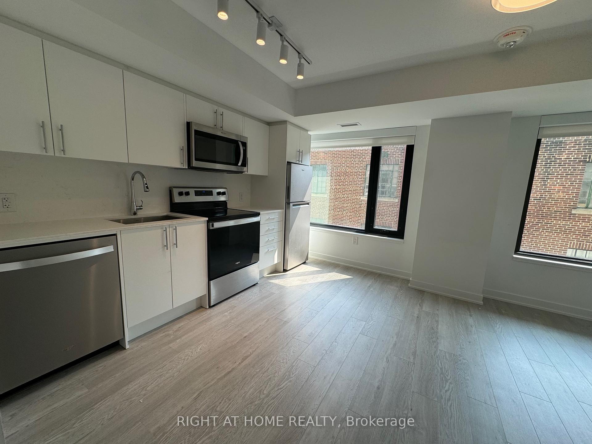 Photo 25 of Unit 323, 3 Strathgowan Avenue, Toronto, Lawrence Park South — HOMEH