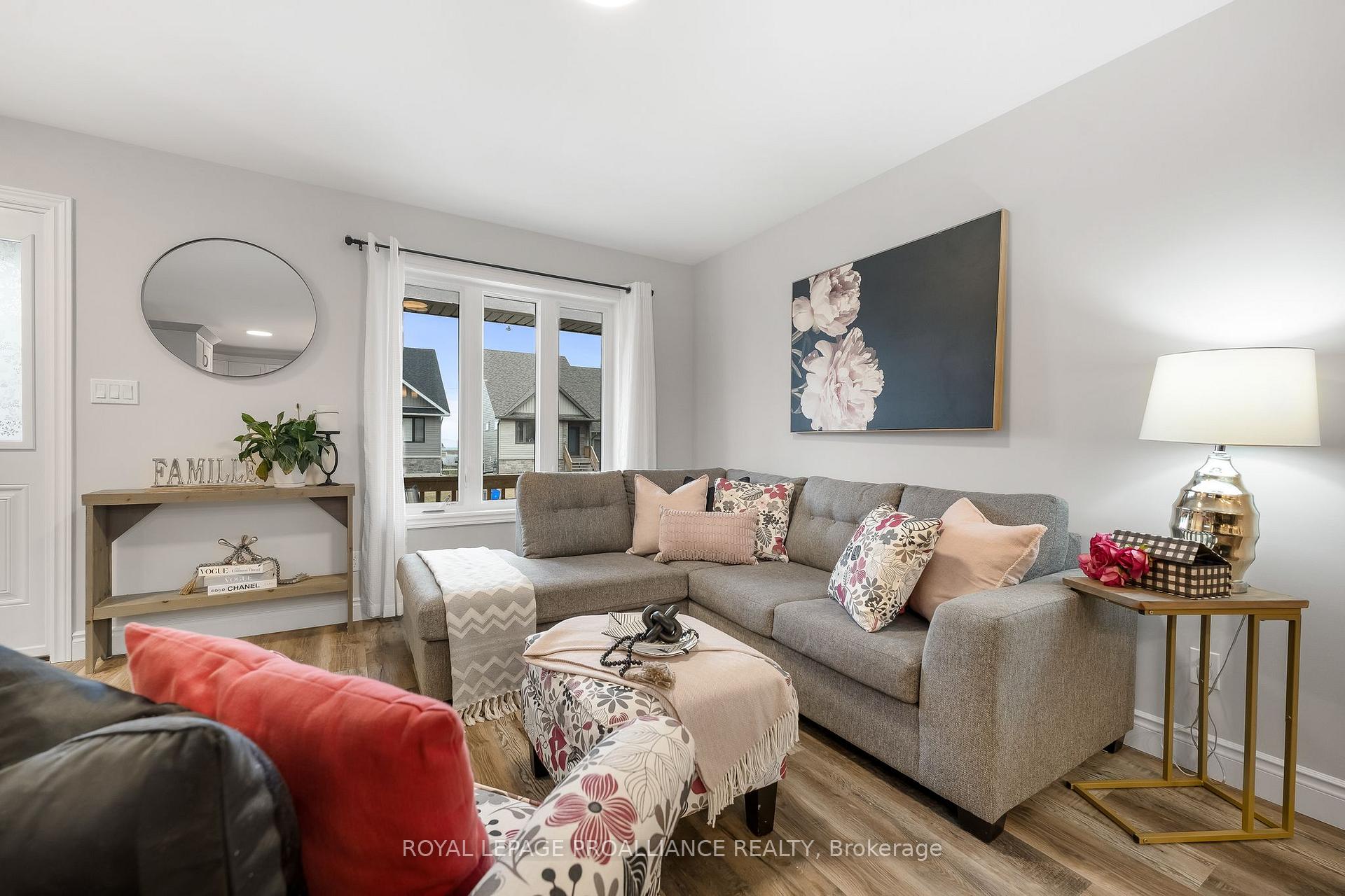 Photo 1 of 29 Rabbit Road, Brighton — HOMEH