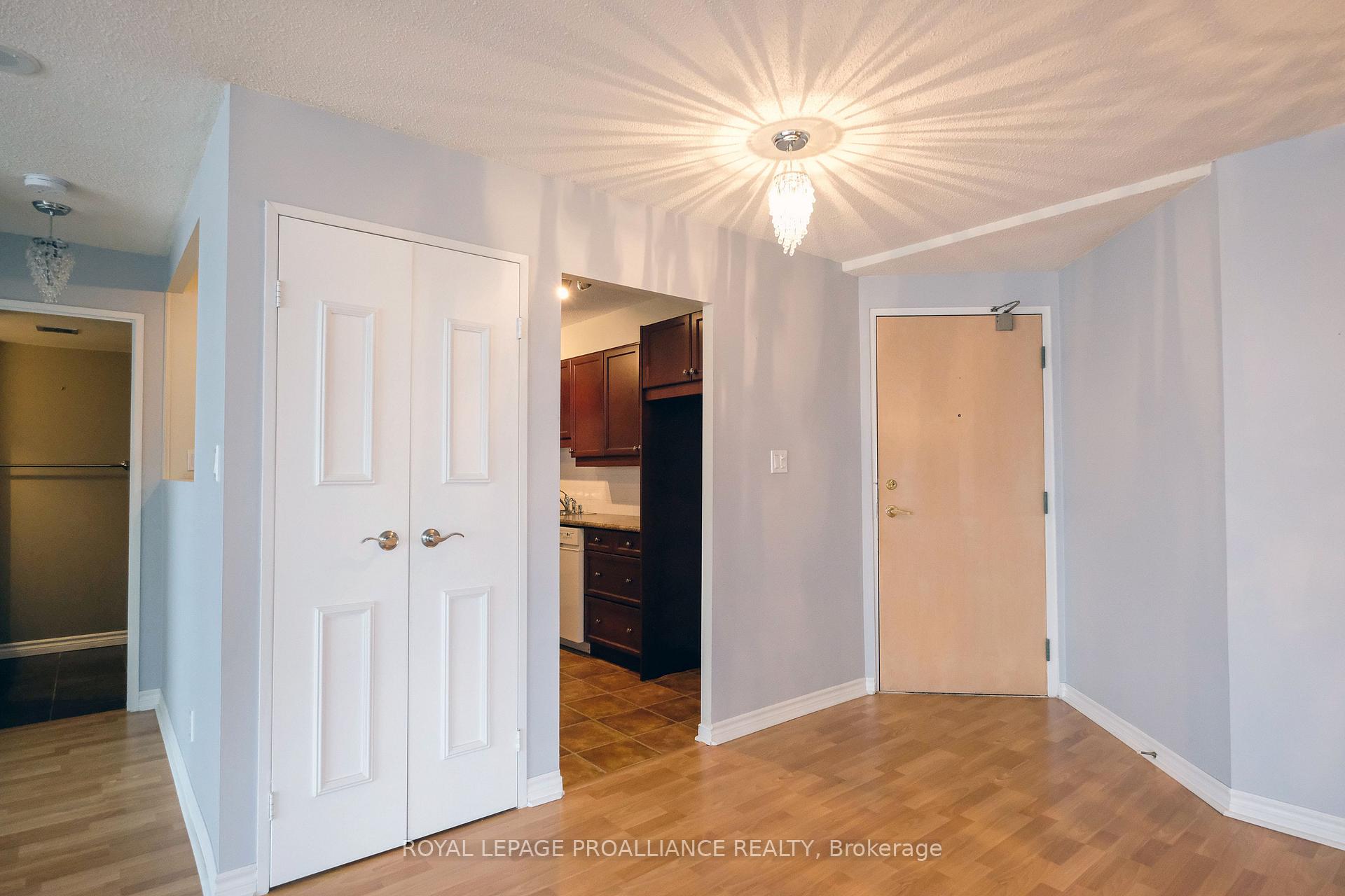Photo 13 of Unit 1201, 350 Front Street, Belleville, Belleville Ward — HOMEH