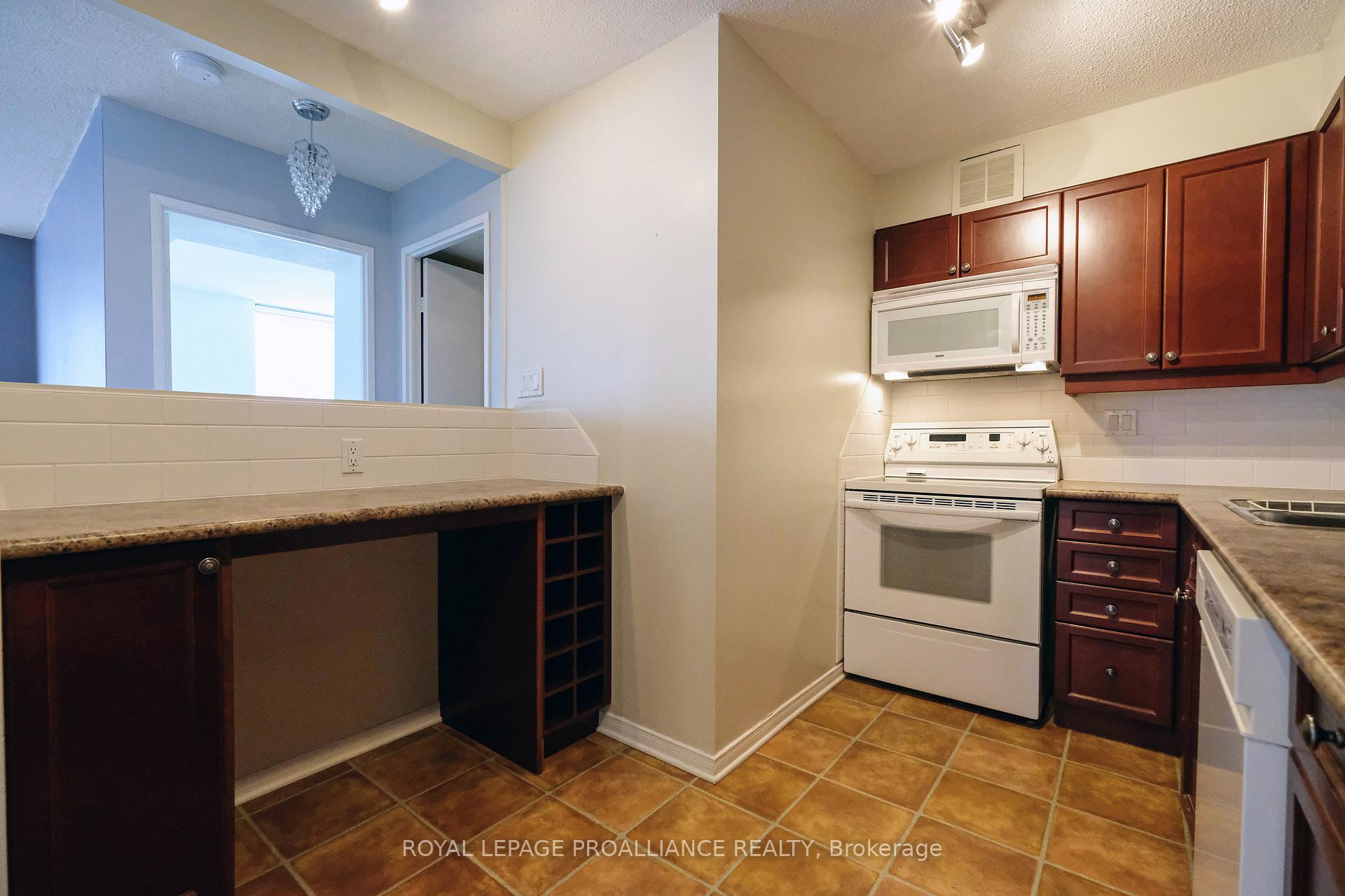 Photo 14 of Unit 1201, 350 Front Street, Belleville, Belleville Ward — HOMEH