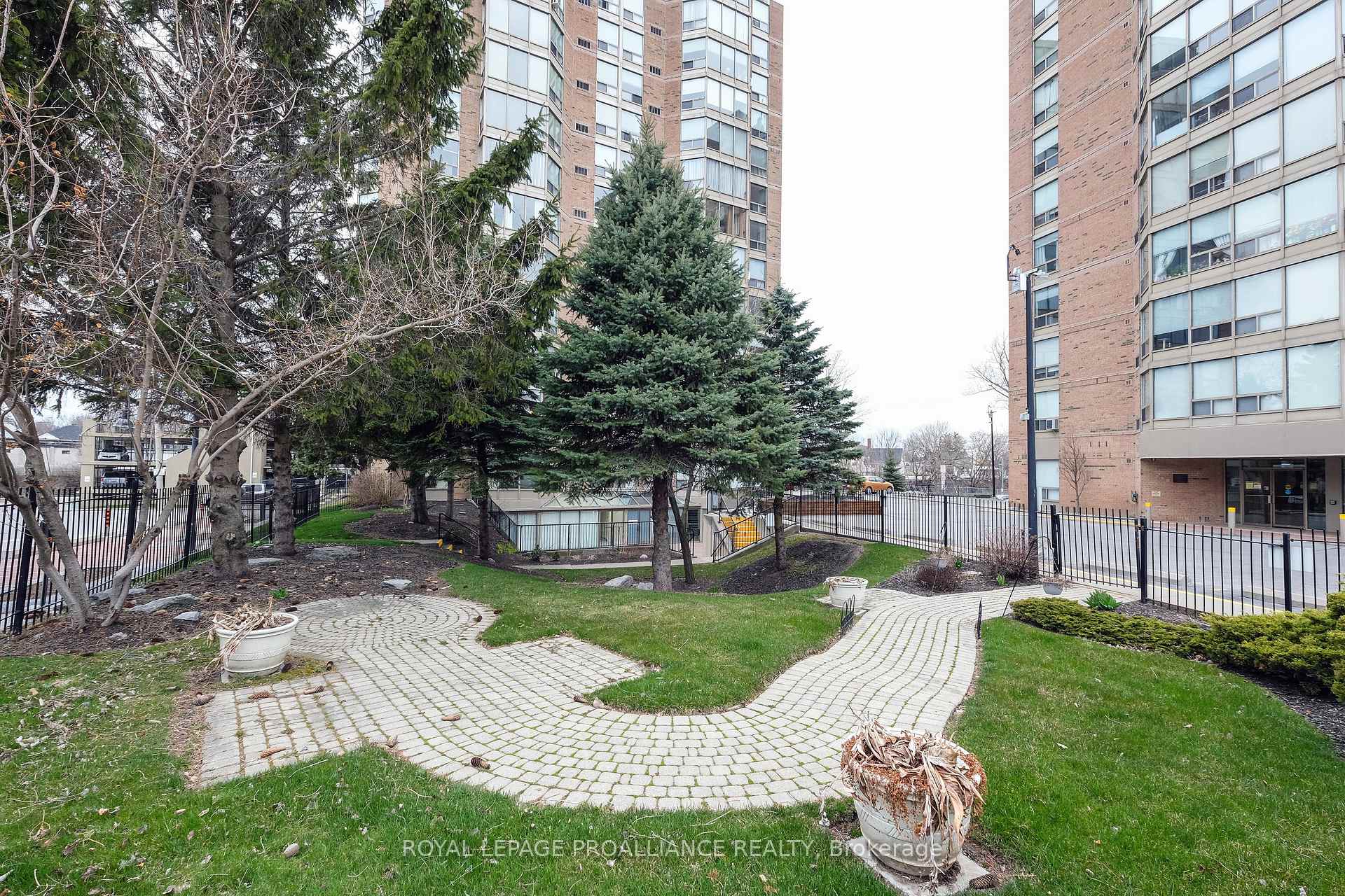 Photo 29 of Unit 1201, 350 Front Street, Belleville, Belleville Ward — HOMEH