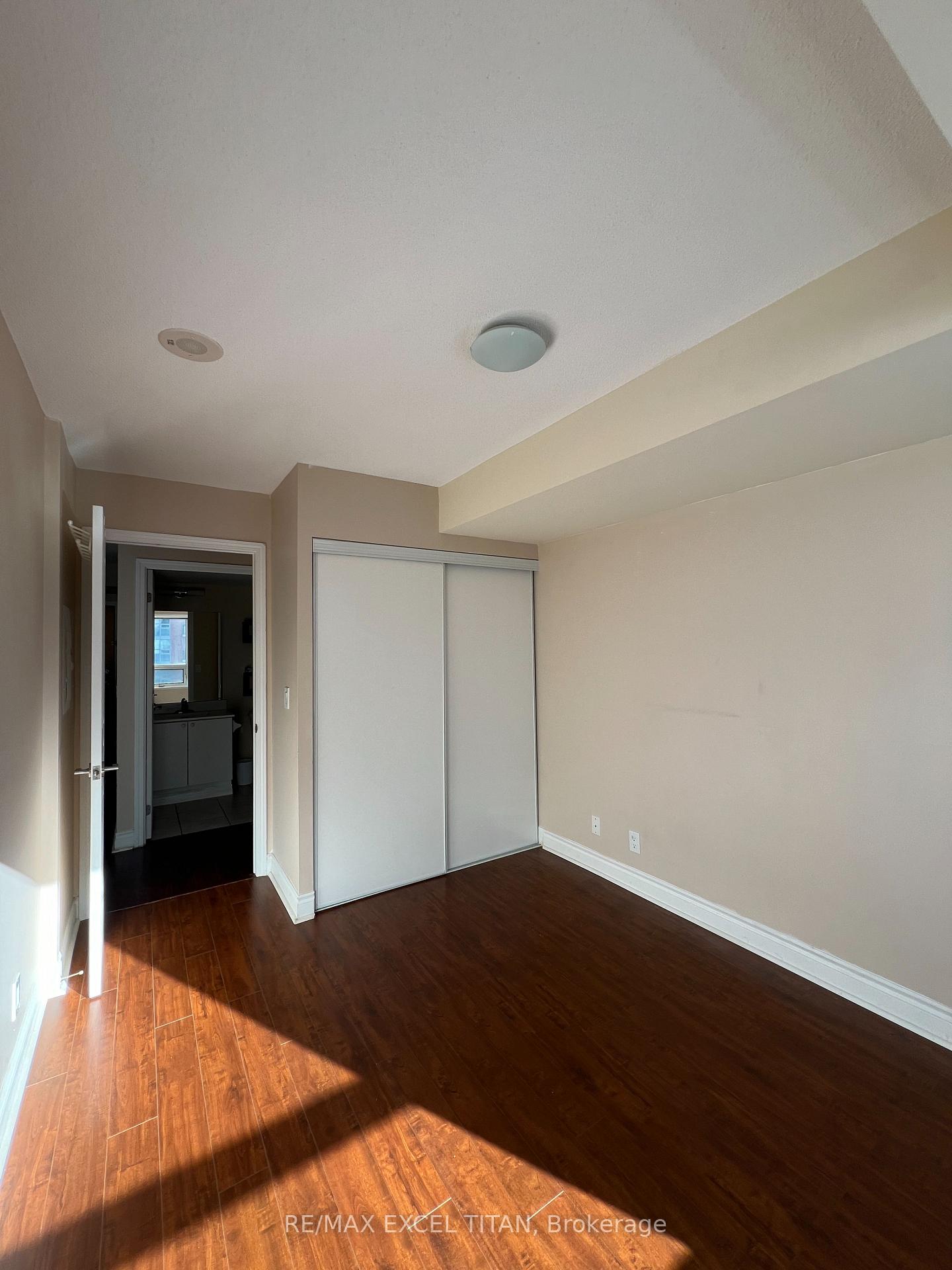Photo 8 of Unit 907, 55 South Town Centre Boulevard, Markham, Unionville — HOMEH