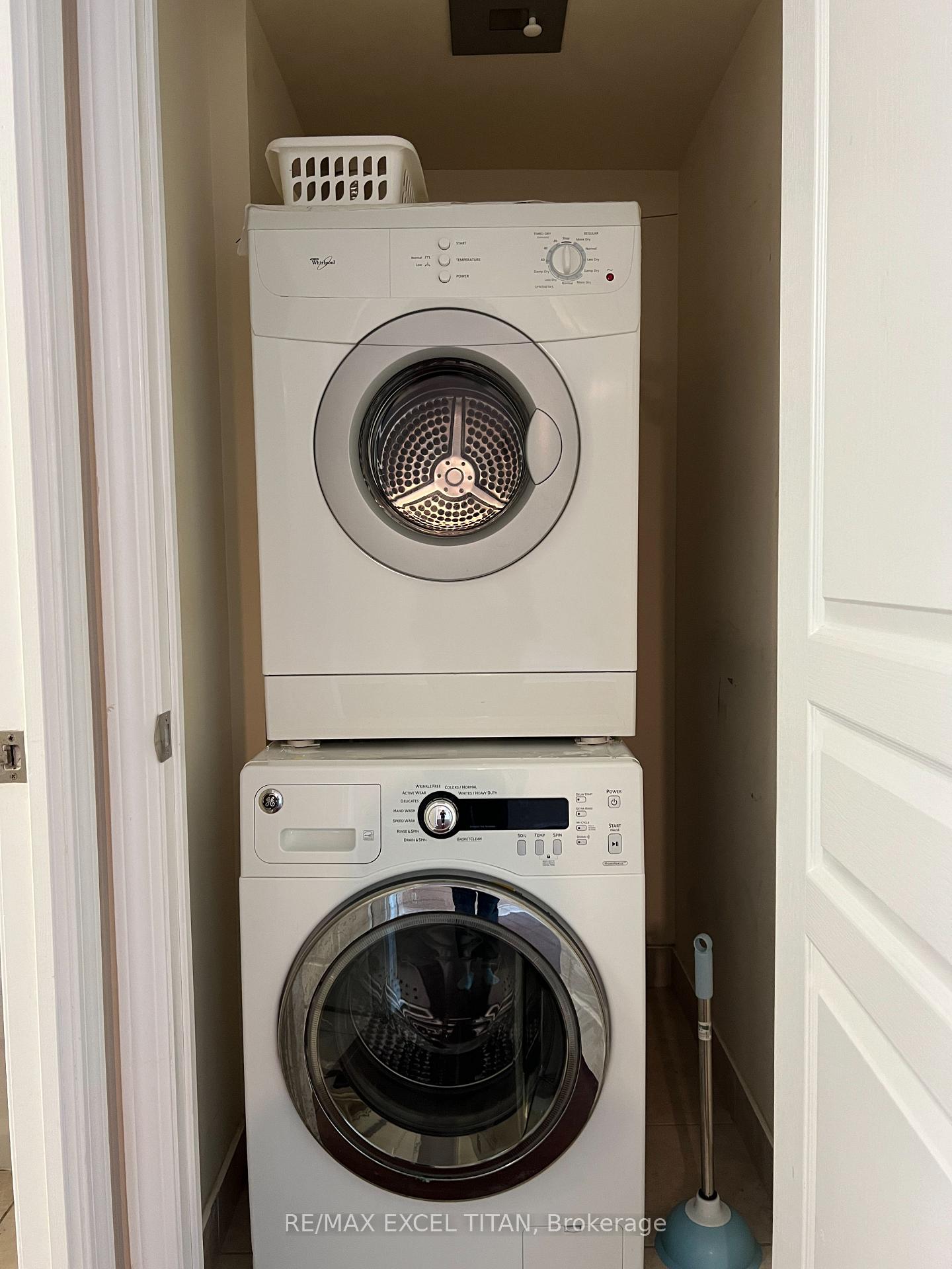 Photo 11 of Unit 907, 55 South Town Centre Boulevard, Markham, Unionville — HOMEH